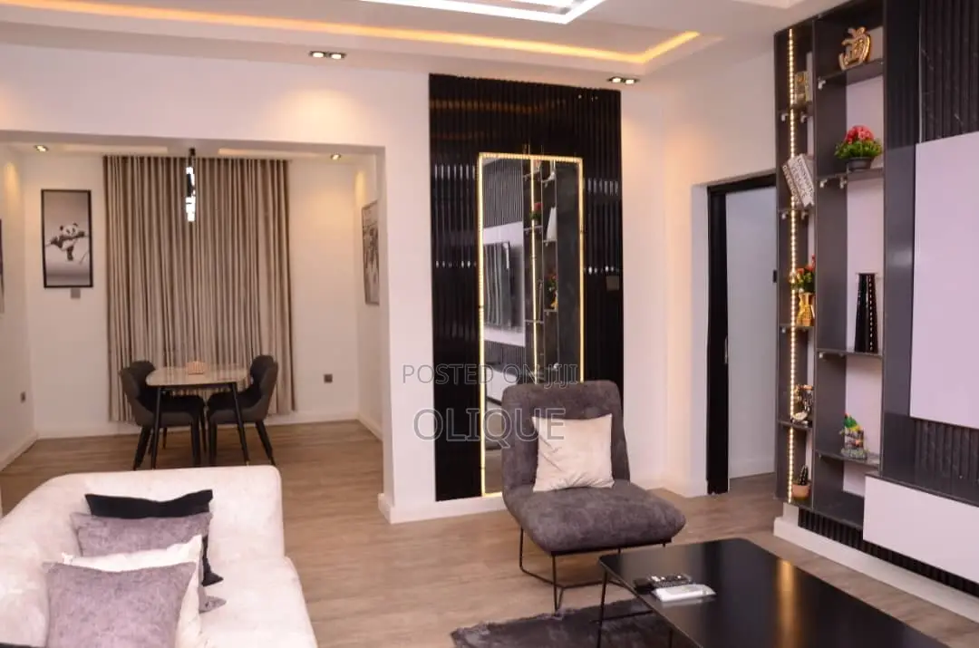 2-Bedroom With Style and Exquisitely Finished