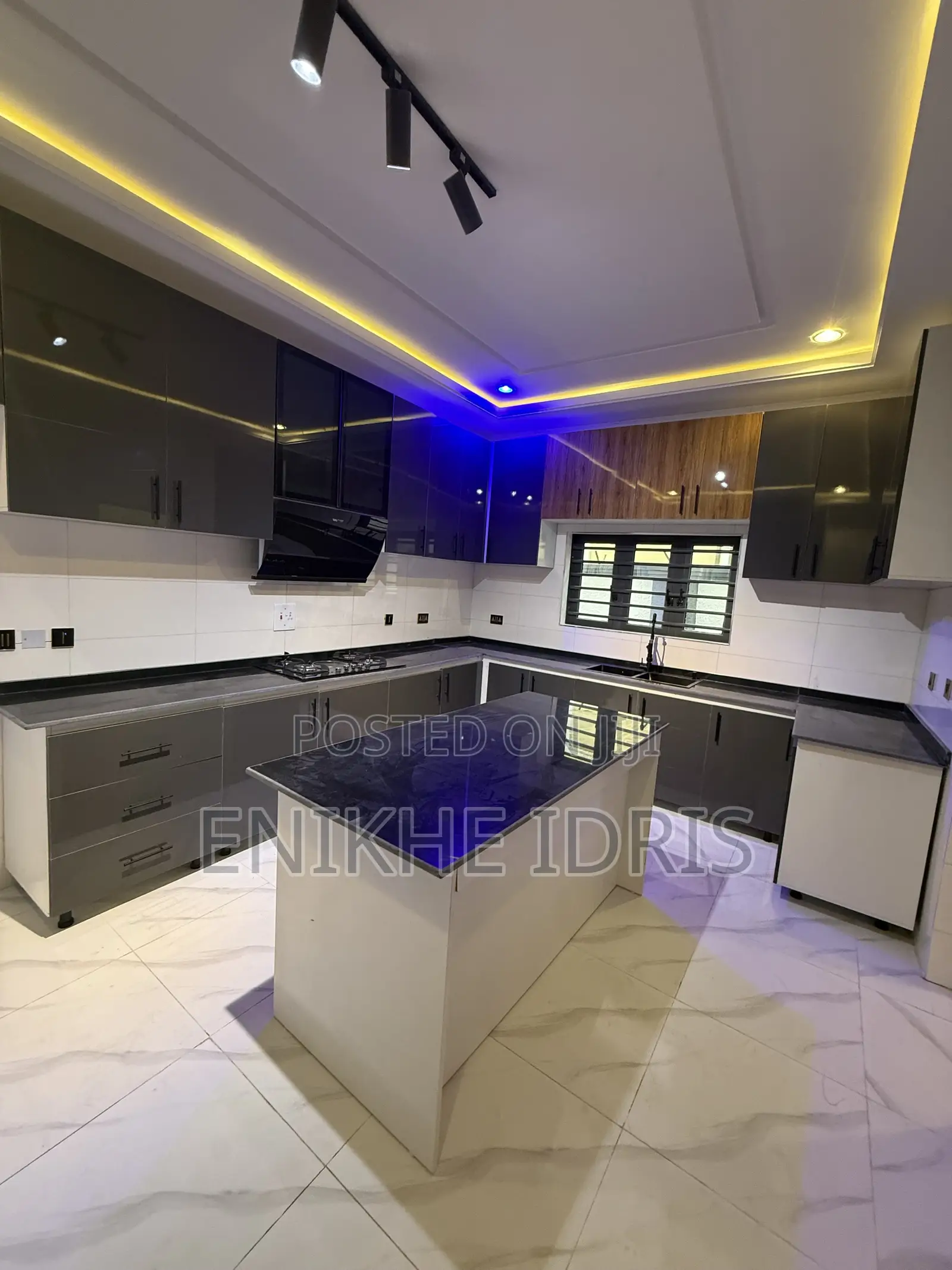 4bdrm Duplex in Nuga, Sabon Lugbe for sale