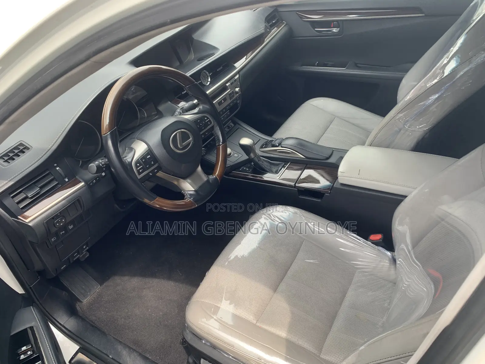 Lexus ES 350 FWD 2016 White