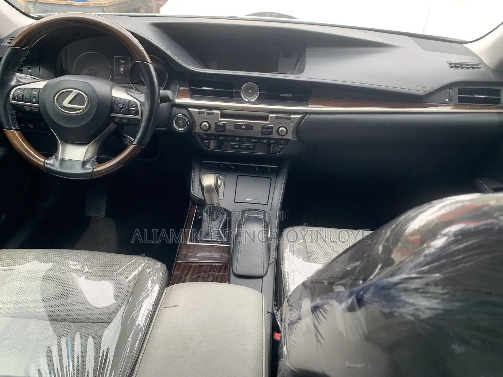 Lexus ES 350 FWD 2016 White