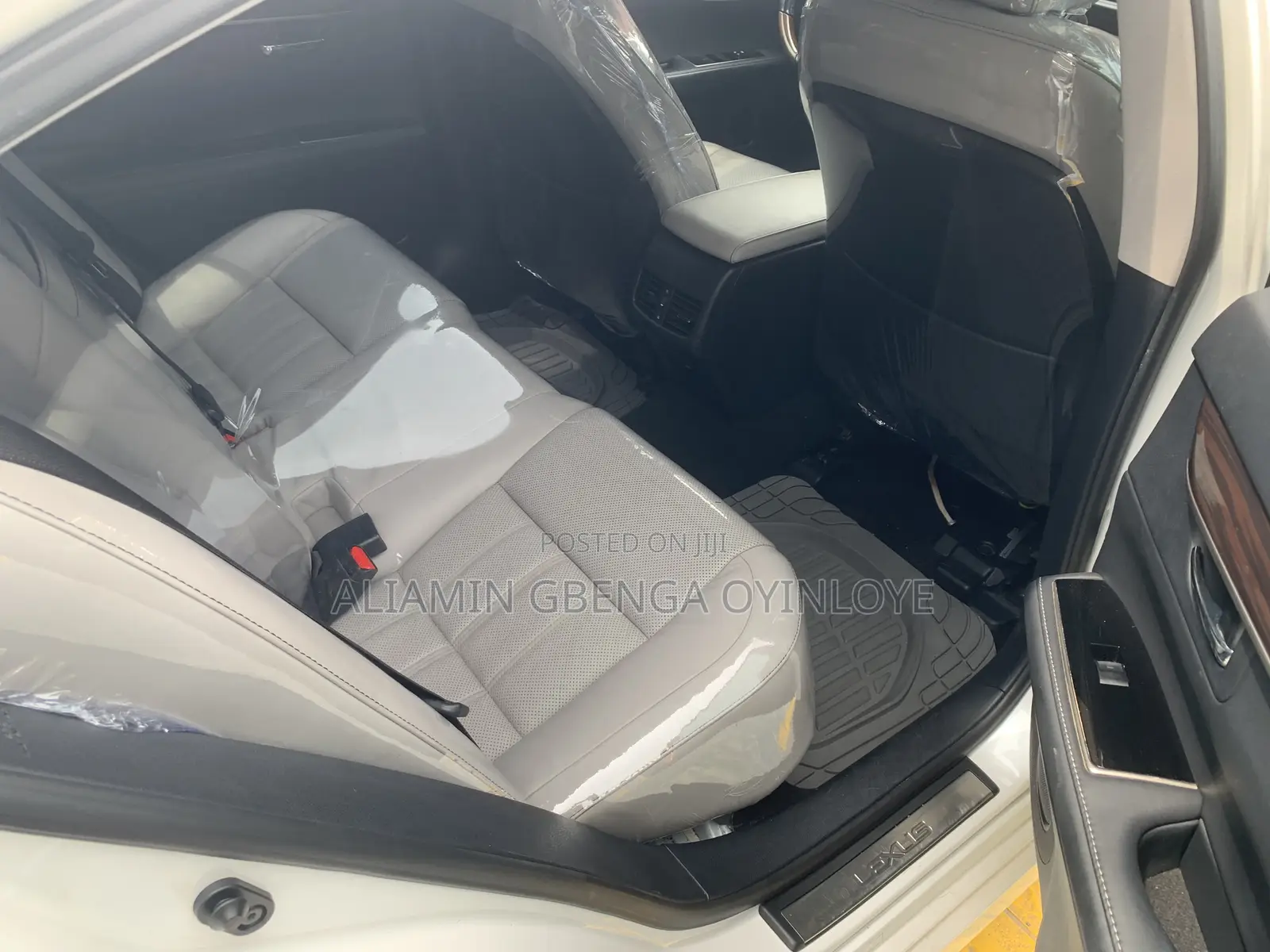 Lexus ES 350 FWD 2016 White