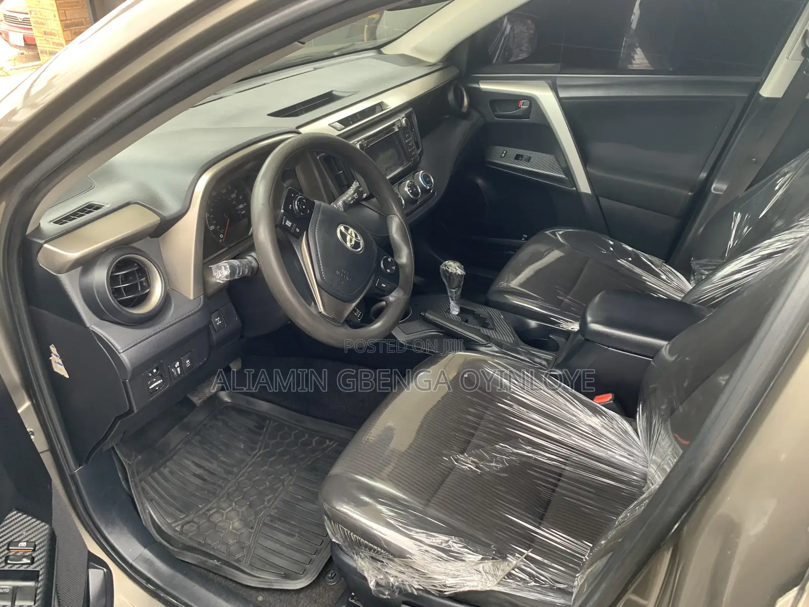 Toyota RAV4 LE 4dr SUV AWD (2.5L 4cyl 6A) 2014 Gray