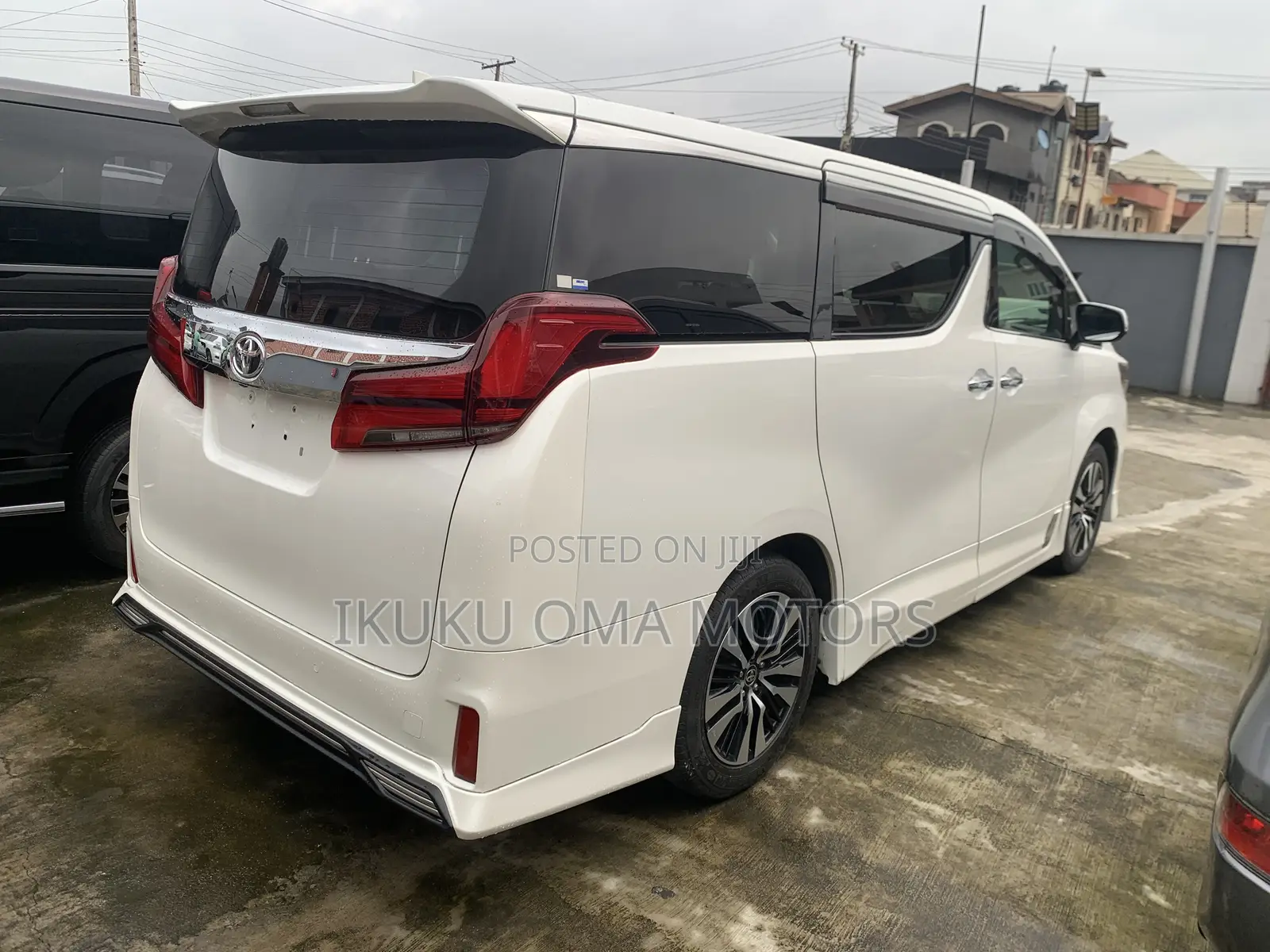 Toyota HiAce 2020 White