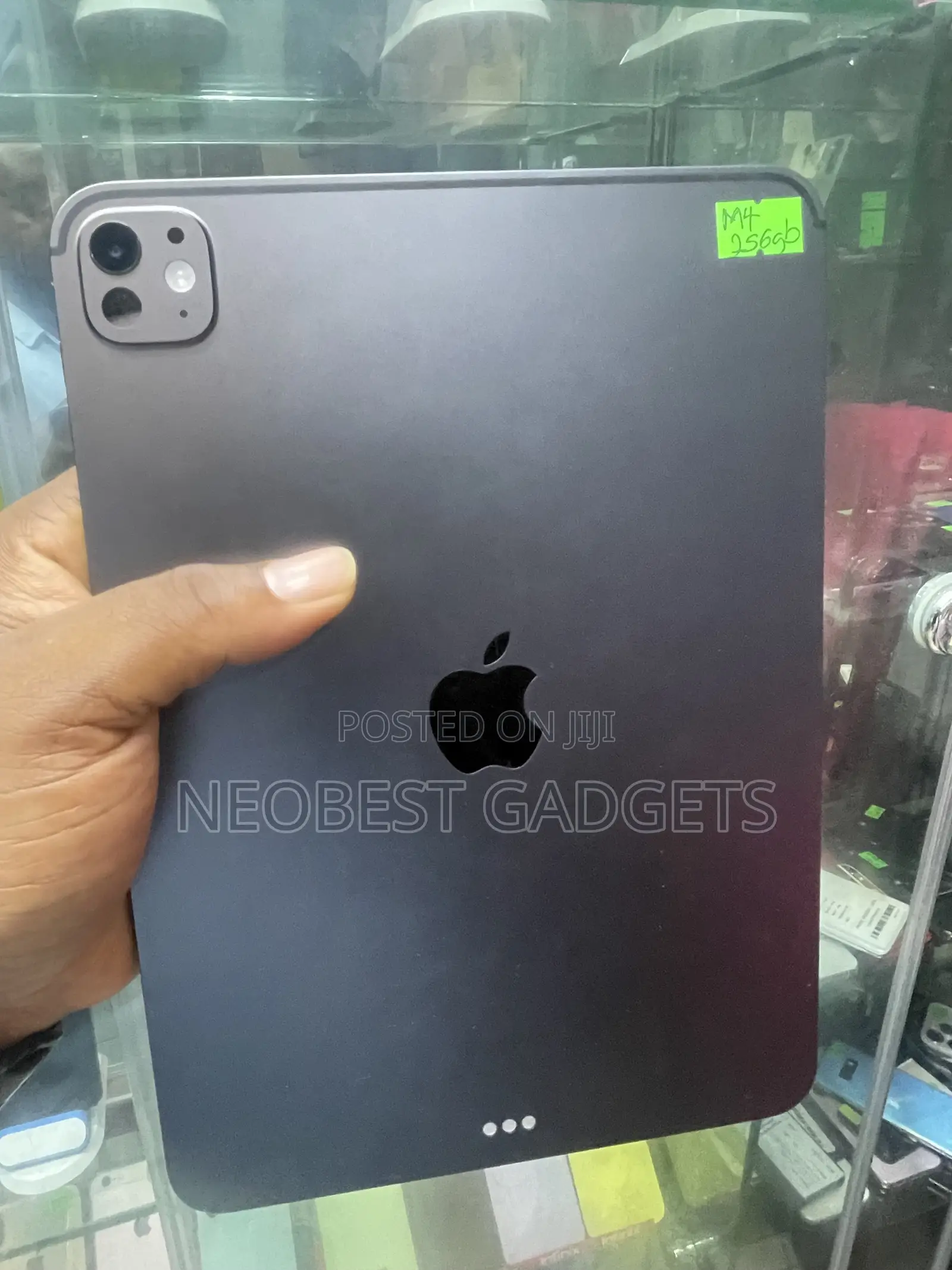 Apple iPad Pro 11 (2024) 256 GB Gray