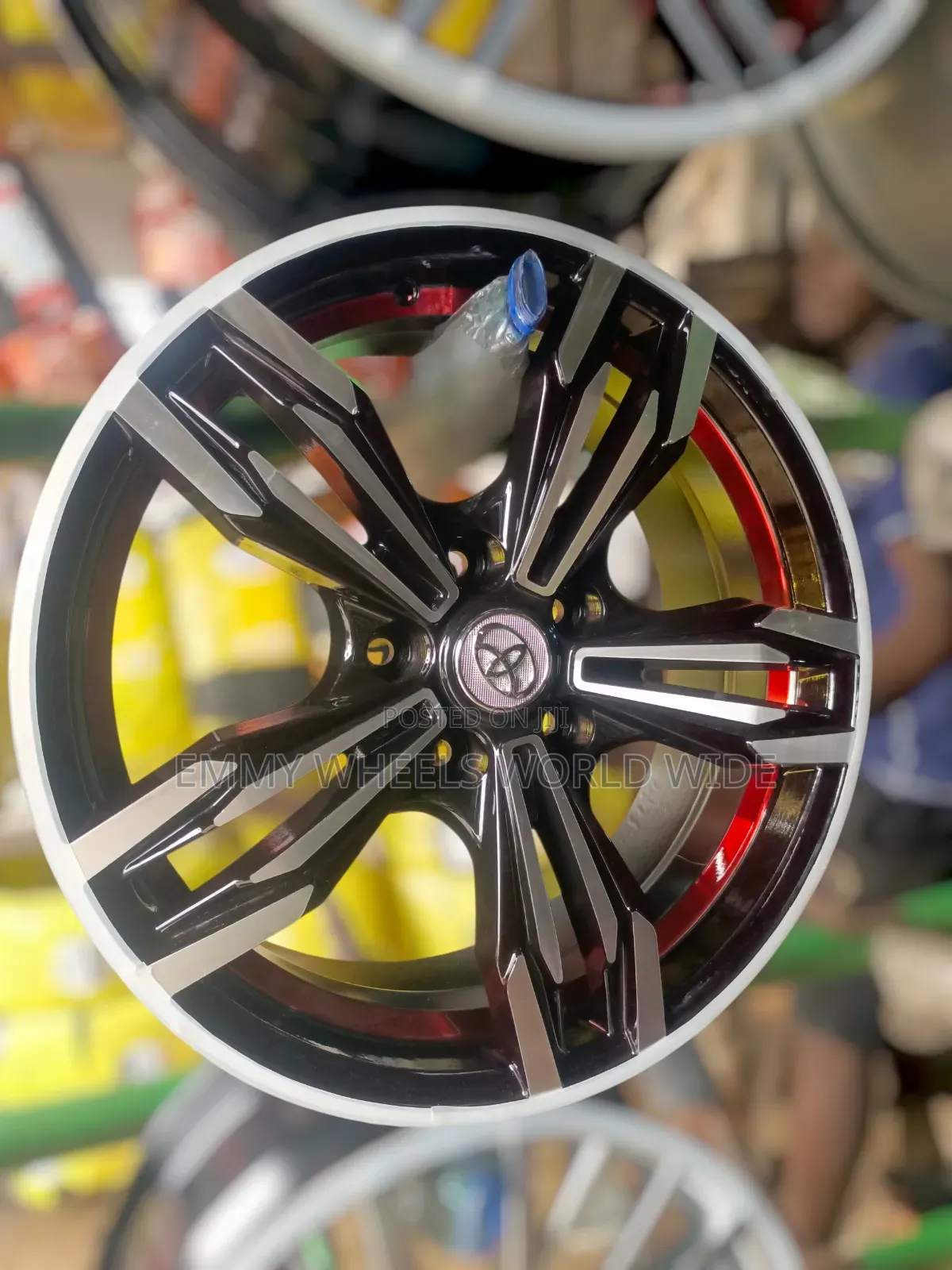 17inches for Toyota Avalon Brand New With Touch of Red for 2015/16