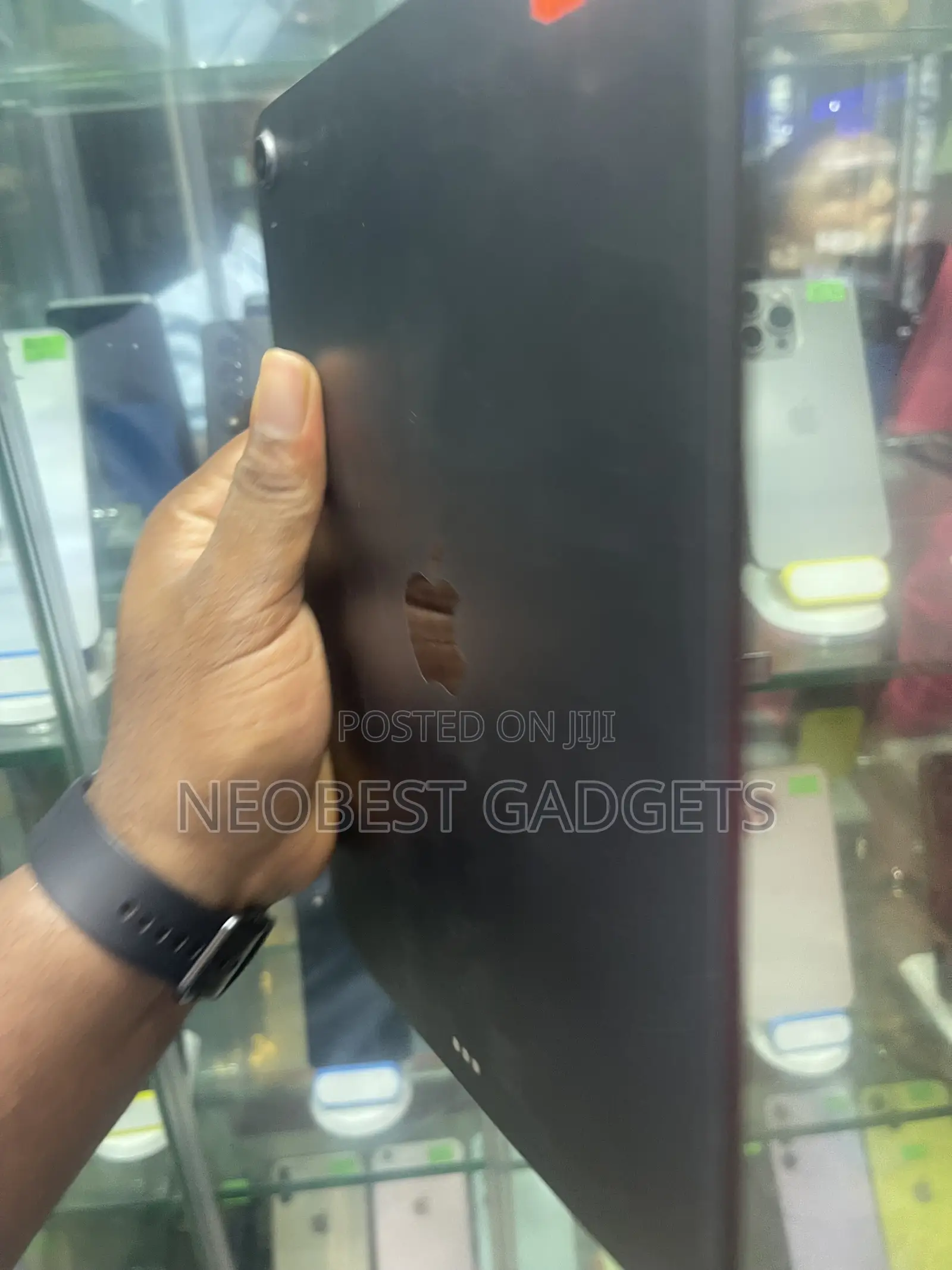 Apple iPad Air 64 GB Gray