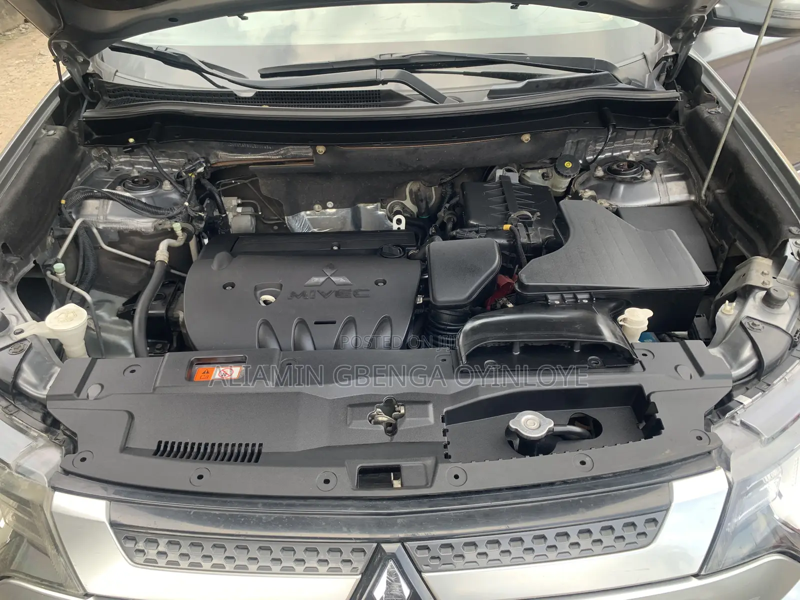 Mitsubishi Outlander SE S-AWC 2020 Gray