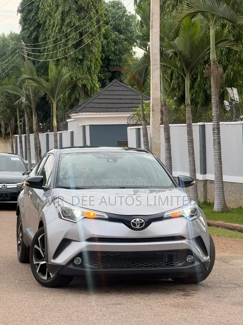 Toyota C-HR 2019 Silver