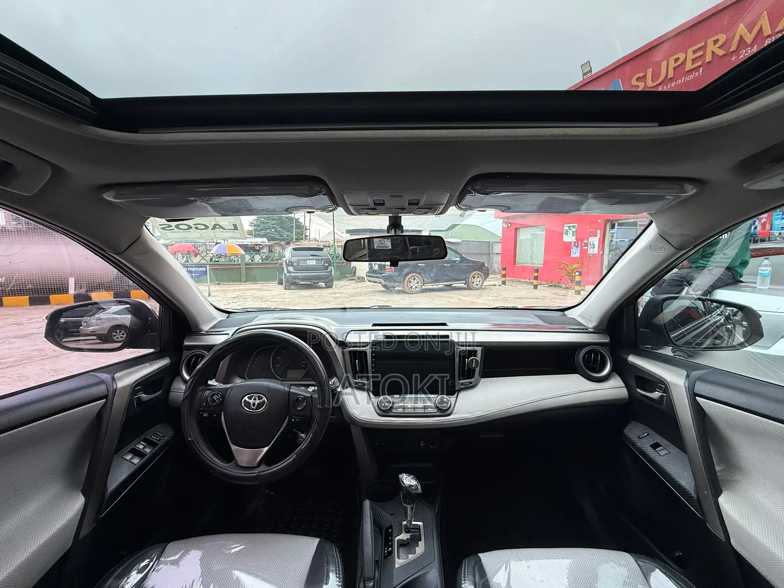 Toyota RAV4 XLE 4dr SUV (2.5L 4cyl 6A) 2015 Black