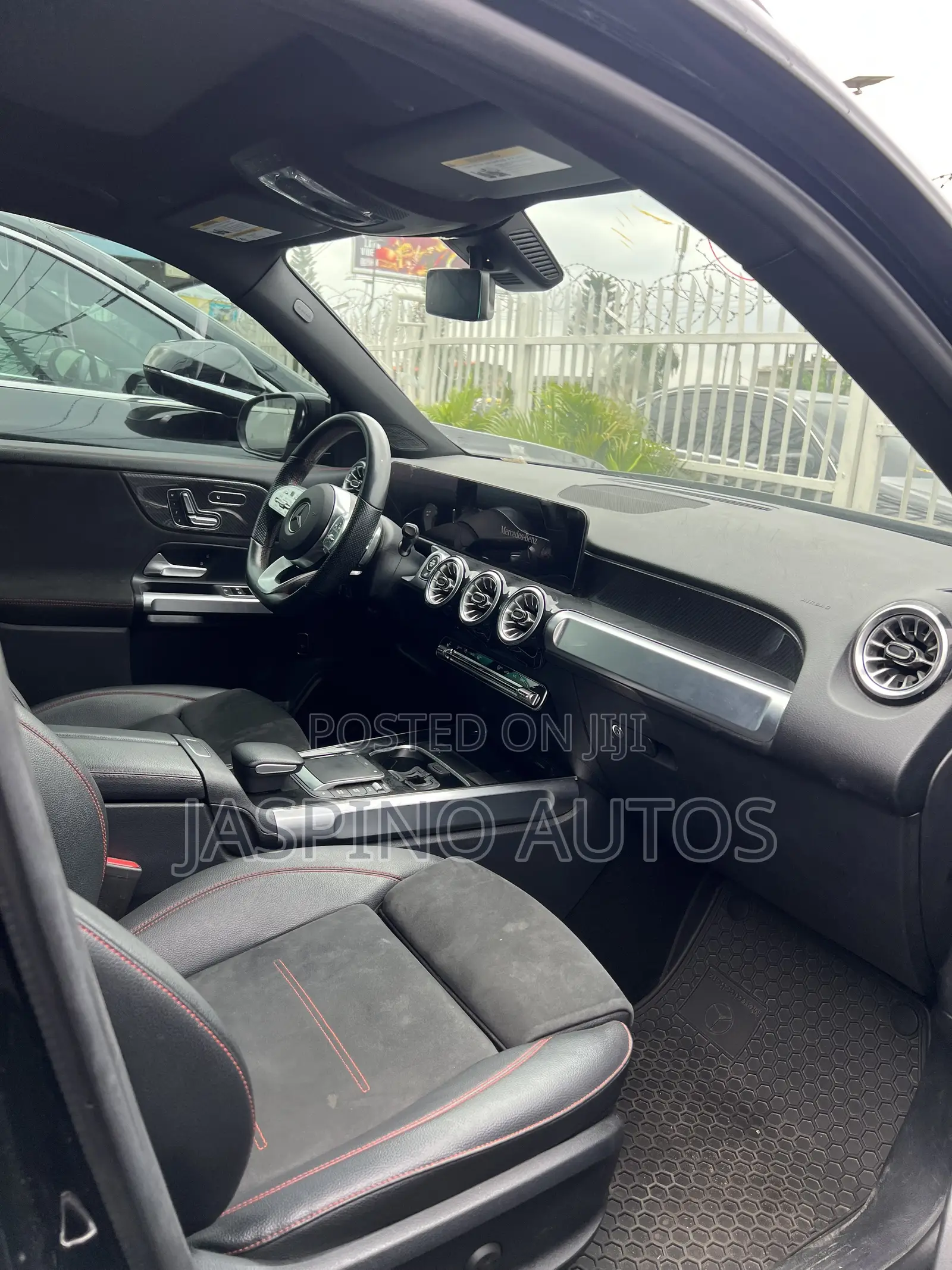 Mercedes-Benz GLB-Class 2022 Black