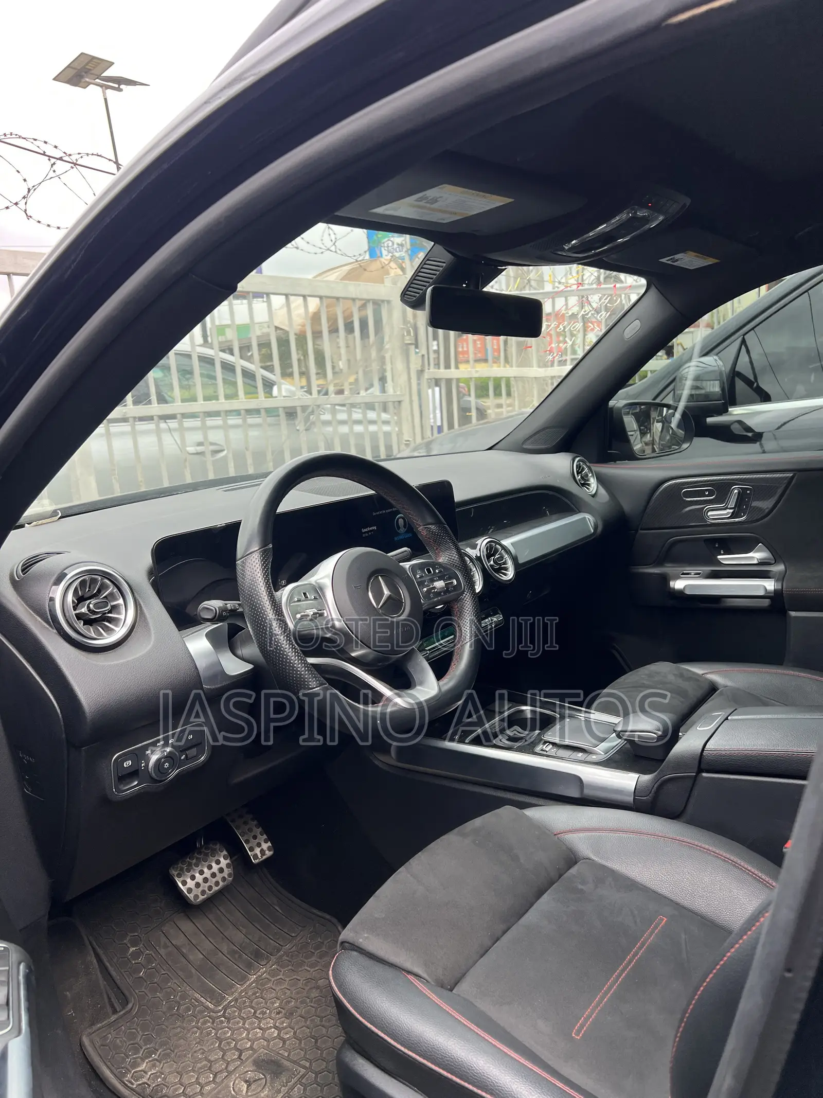 Mercedes-Benz GLB-Class 2022 Black