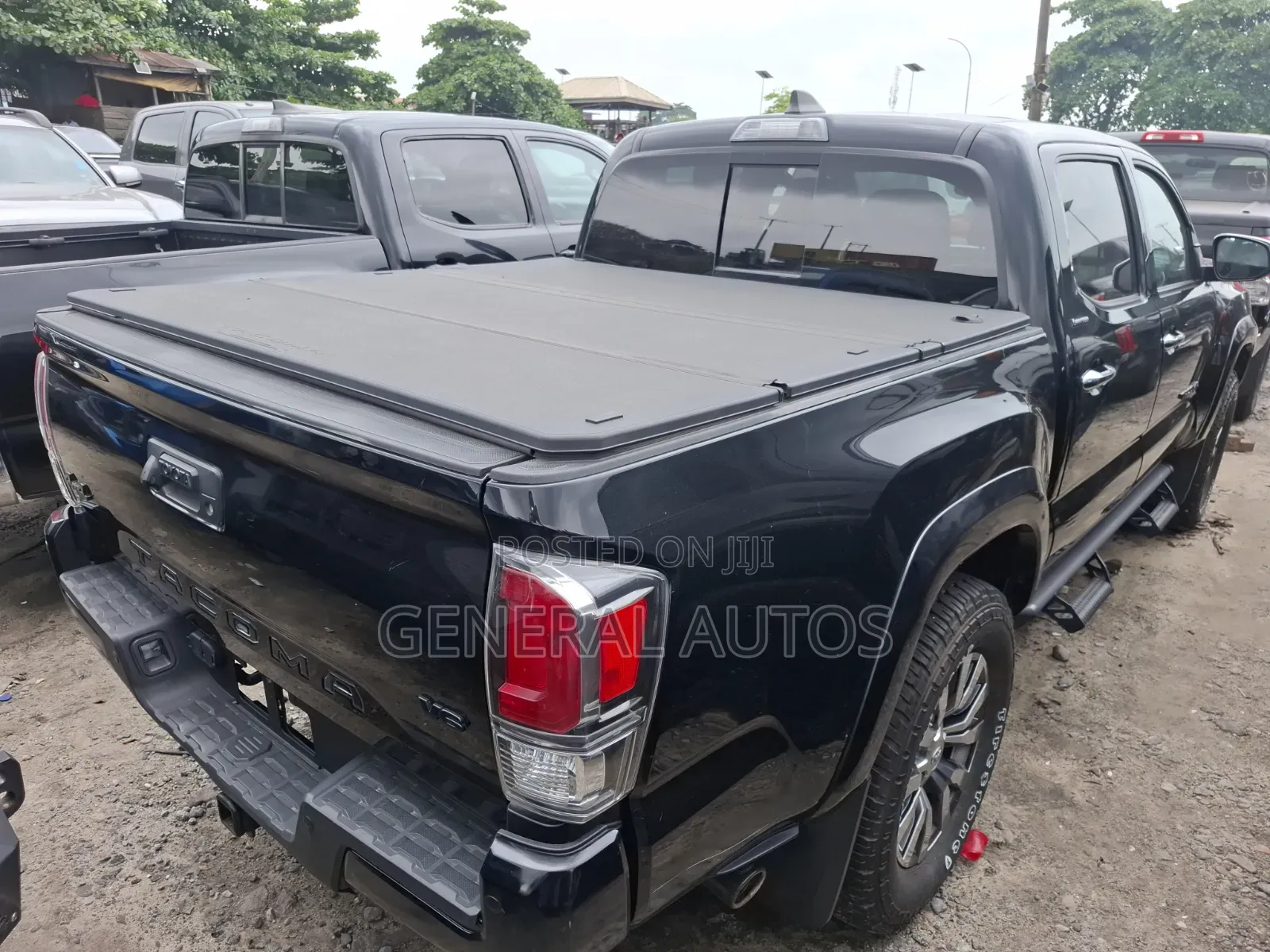 Toyota Tacoma 2022 Black