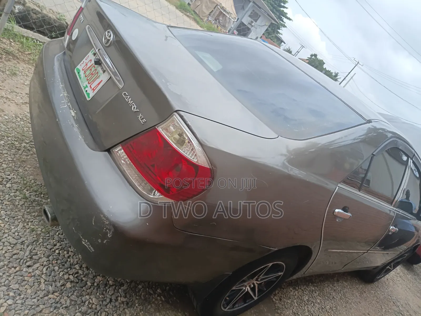 Toyota Camry XLE 4dr Sedan (2.4L 4cyl 5A) 2005 Gray