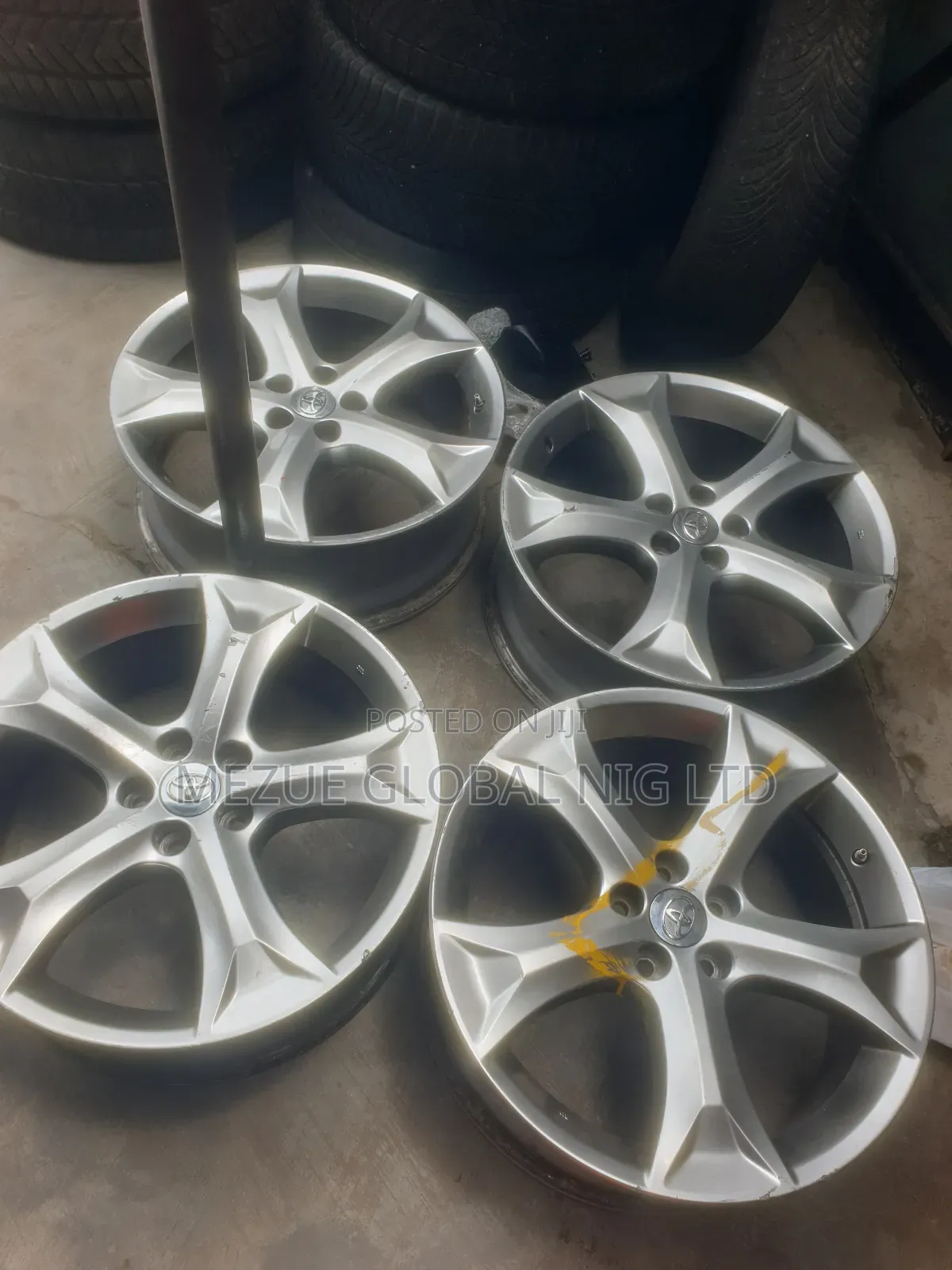 20inches Follow Come Rim for Toyota Venza