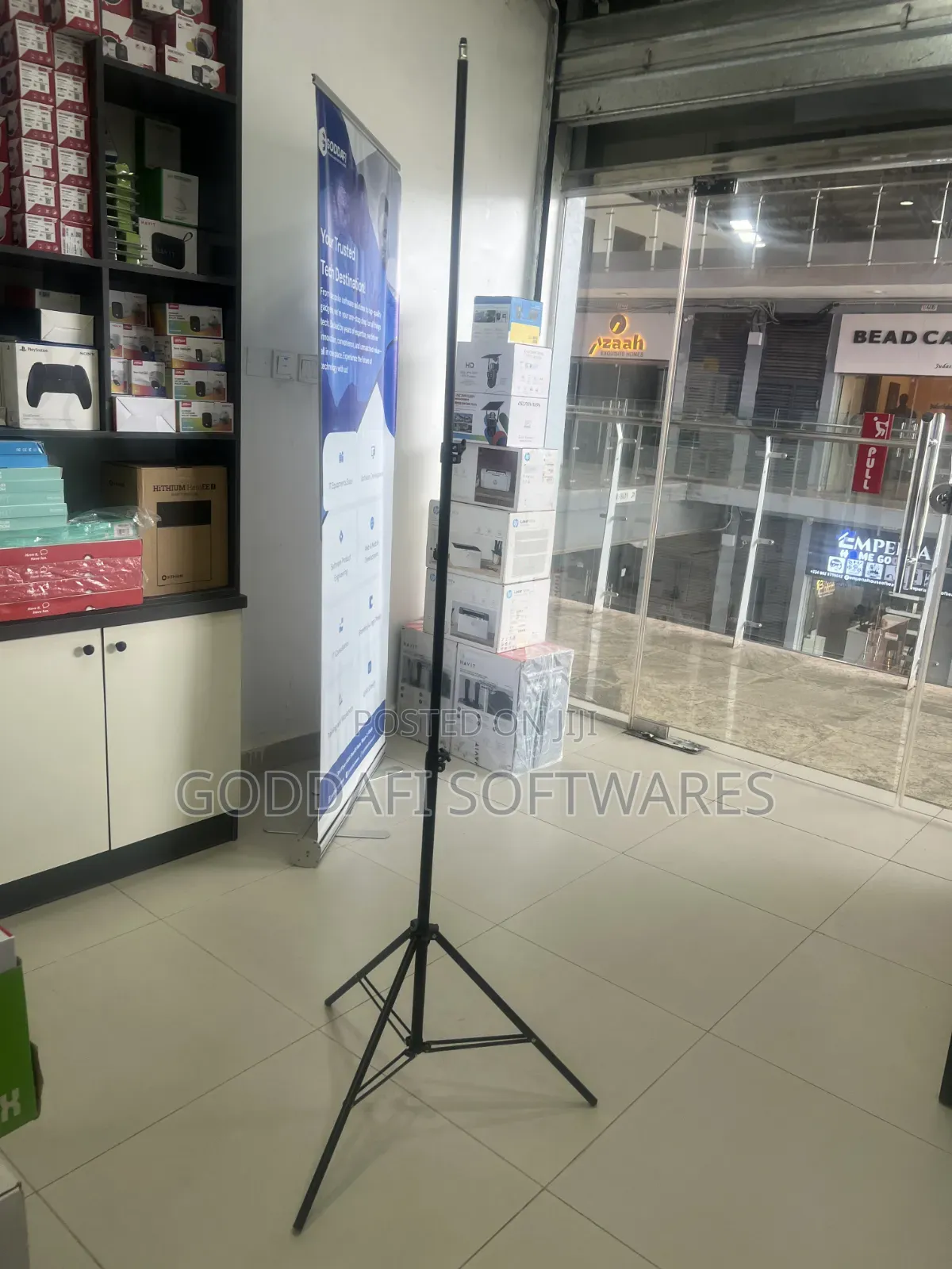 Content Creator Light Stand | Goddafi Stores