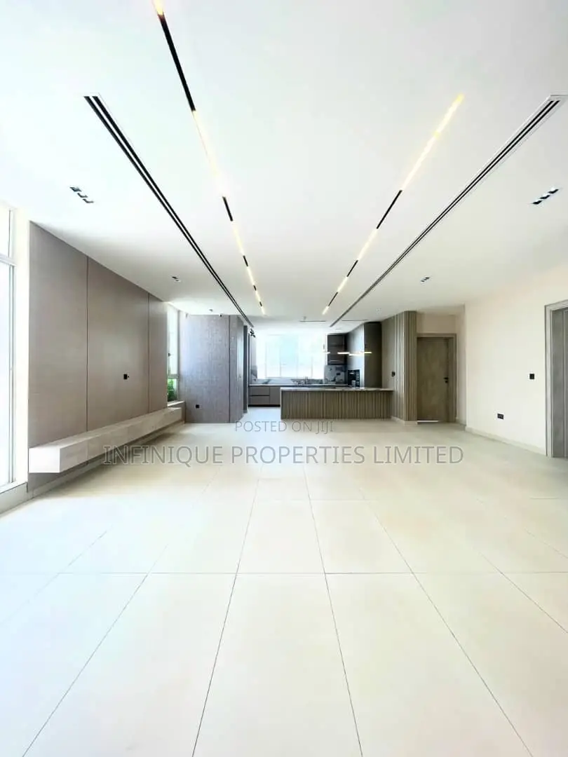 2bdrm Penthouse in Lekki Phase 1 for sale