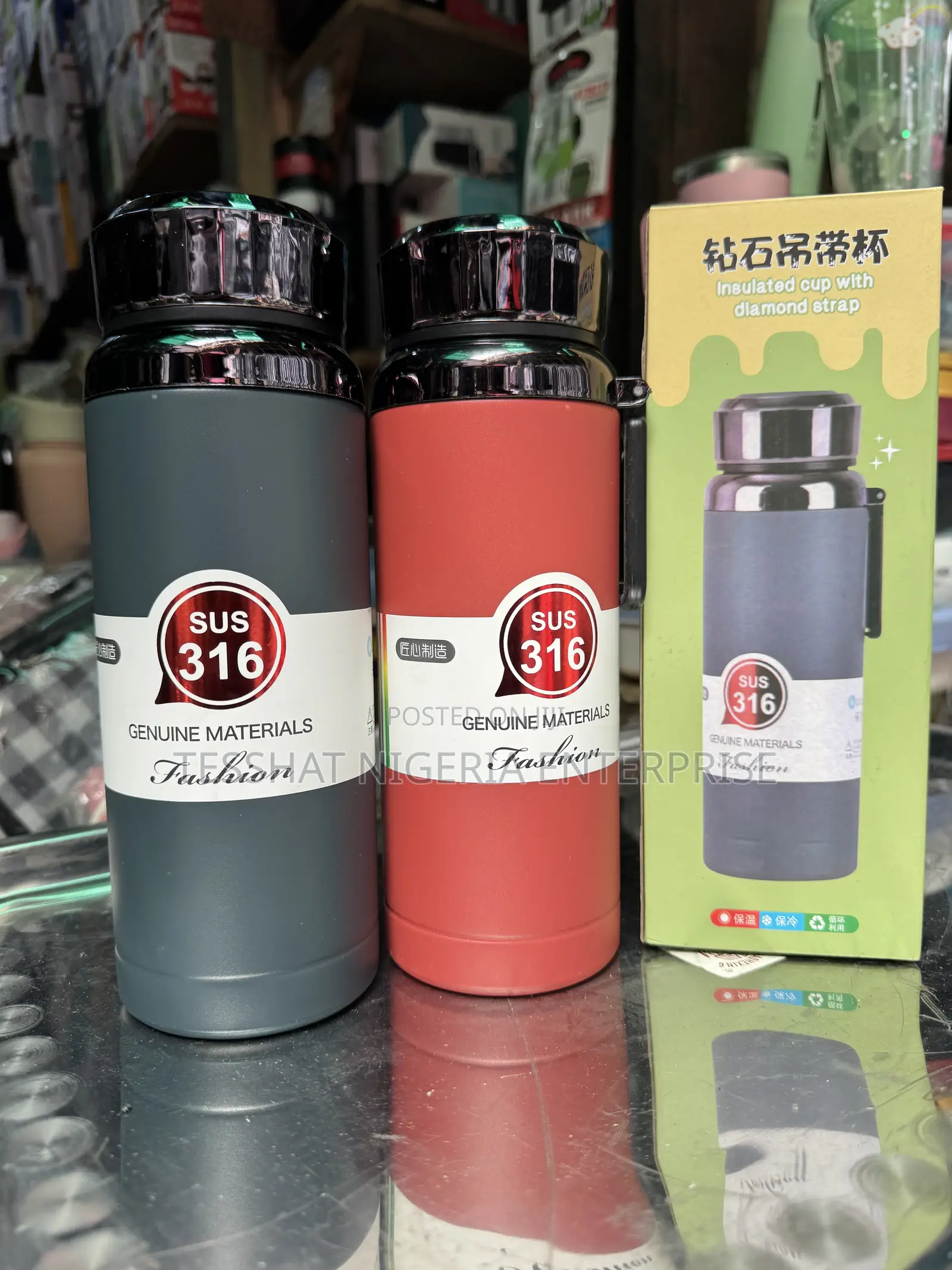 Vacuum Water Flask 800ml Retains Hot Cold for 24hours
