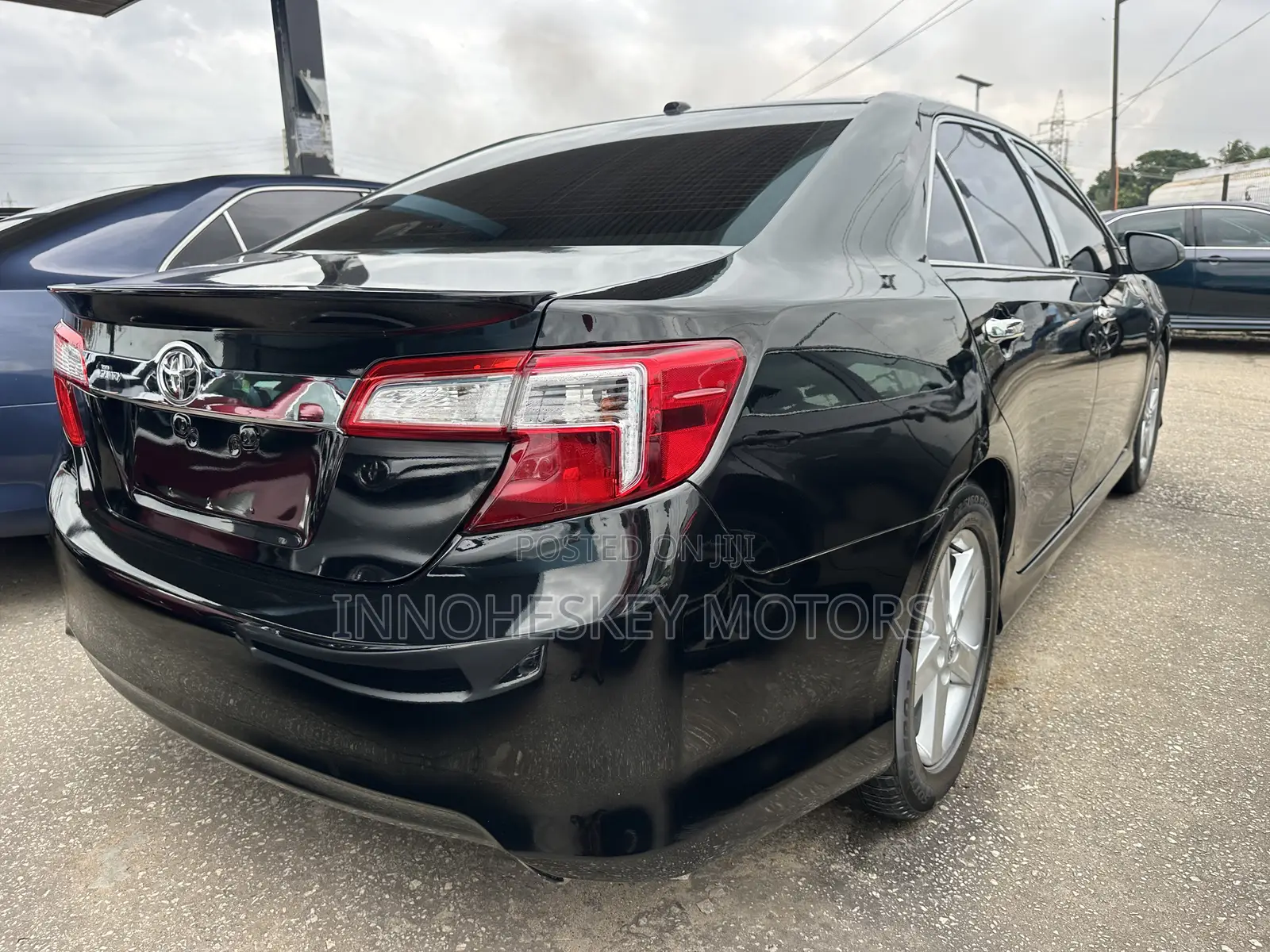 Toyota Camry SE 4dr Sedan (2.5L 4cyl 6A) 2014 Black