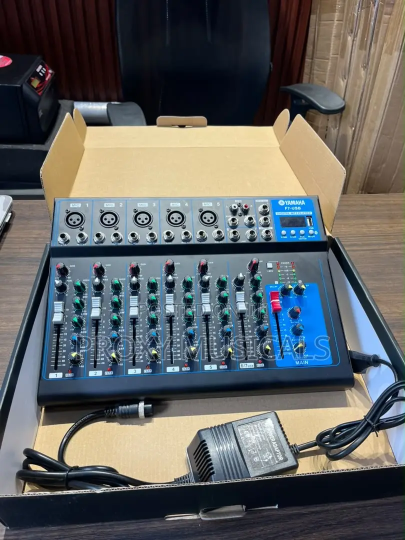 Yamaha 7 Channels Mixer With USB Bluetooth Connectivity