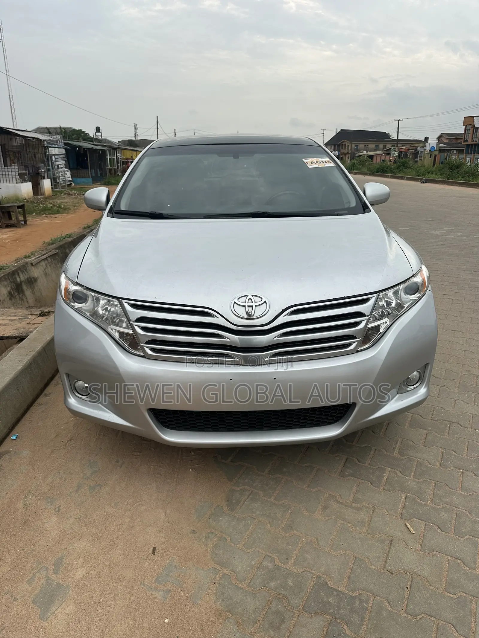 Toyota Venza XLE 2010 Silver
