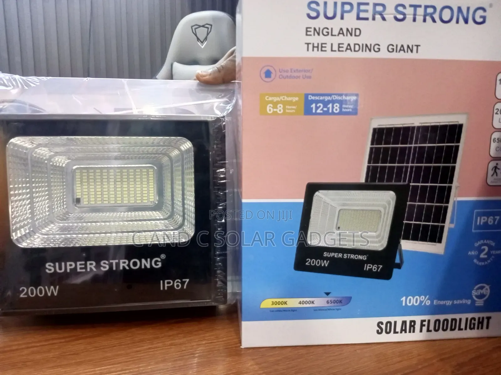 Strong 200 Wats Solar Flood Light