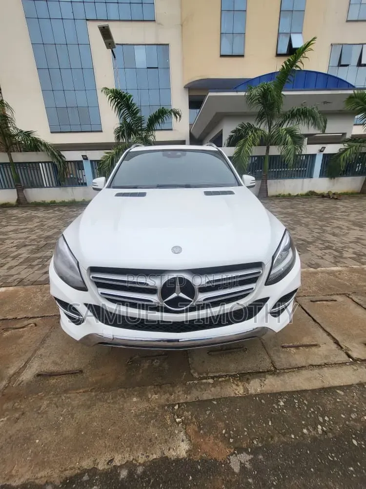 Mercedes-Benz GLE-Class 2017 White