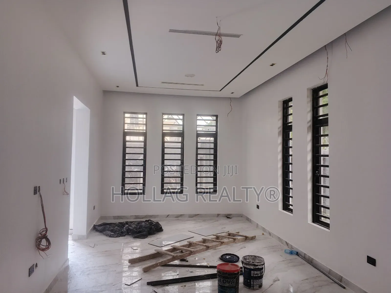 6bdrm Maisonette in Ademola Adetokunbo for sale