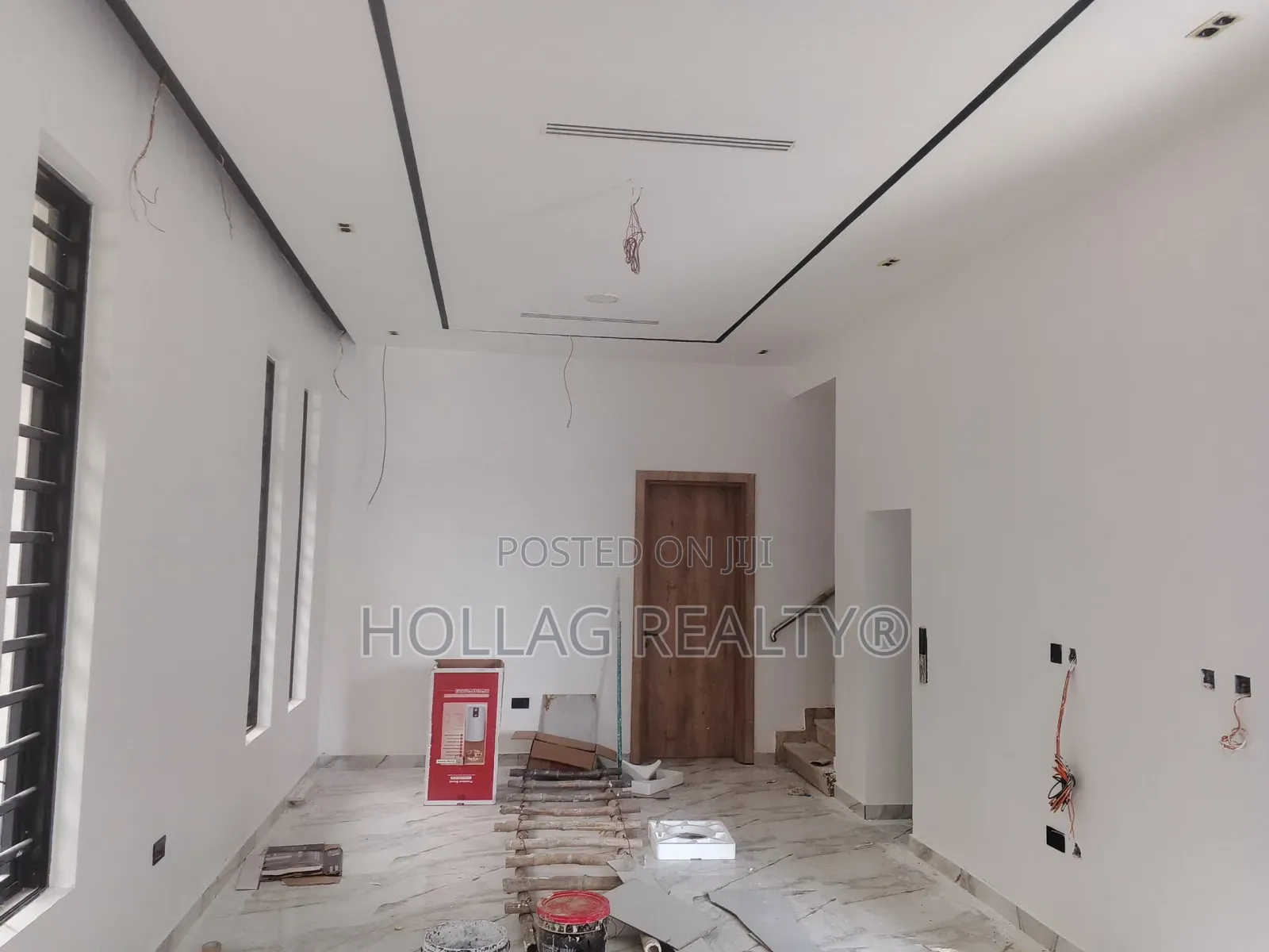 6bdrm Maisonette in Ademola Adetokunbo for sale
