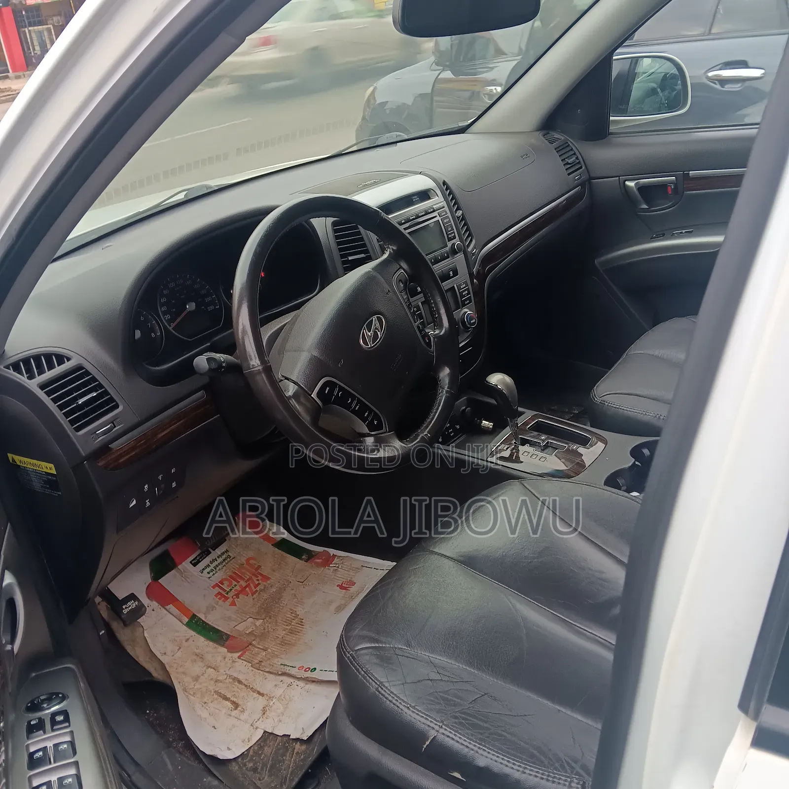 Hyundai Santa Fe Limited 2012 White