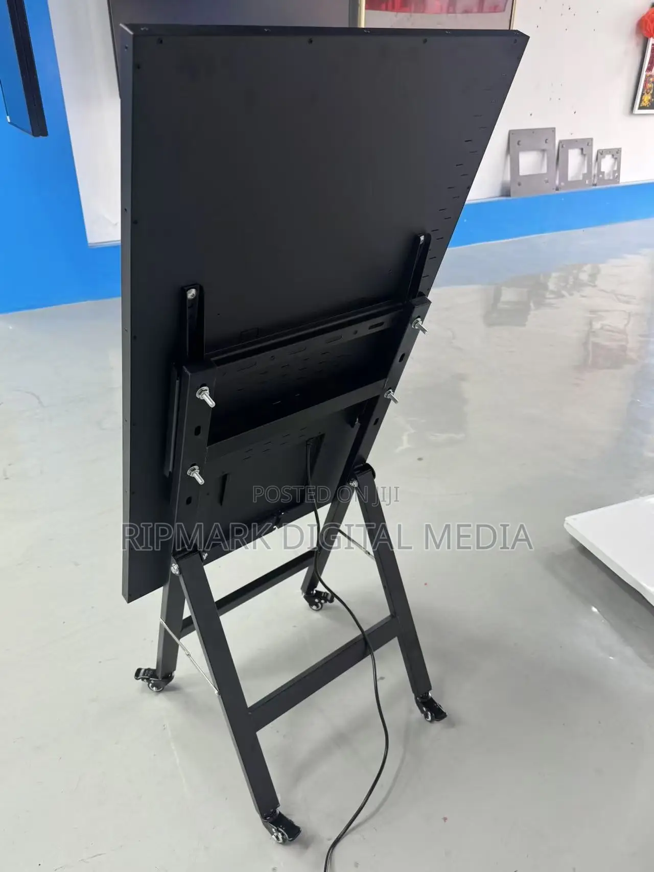 Female Showroom Sales Representative (Interactive Digital Screens