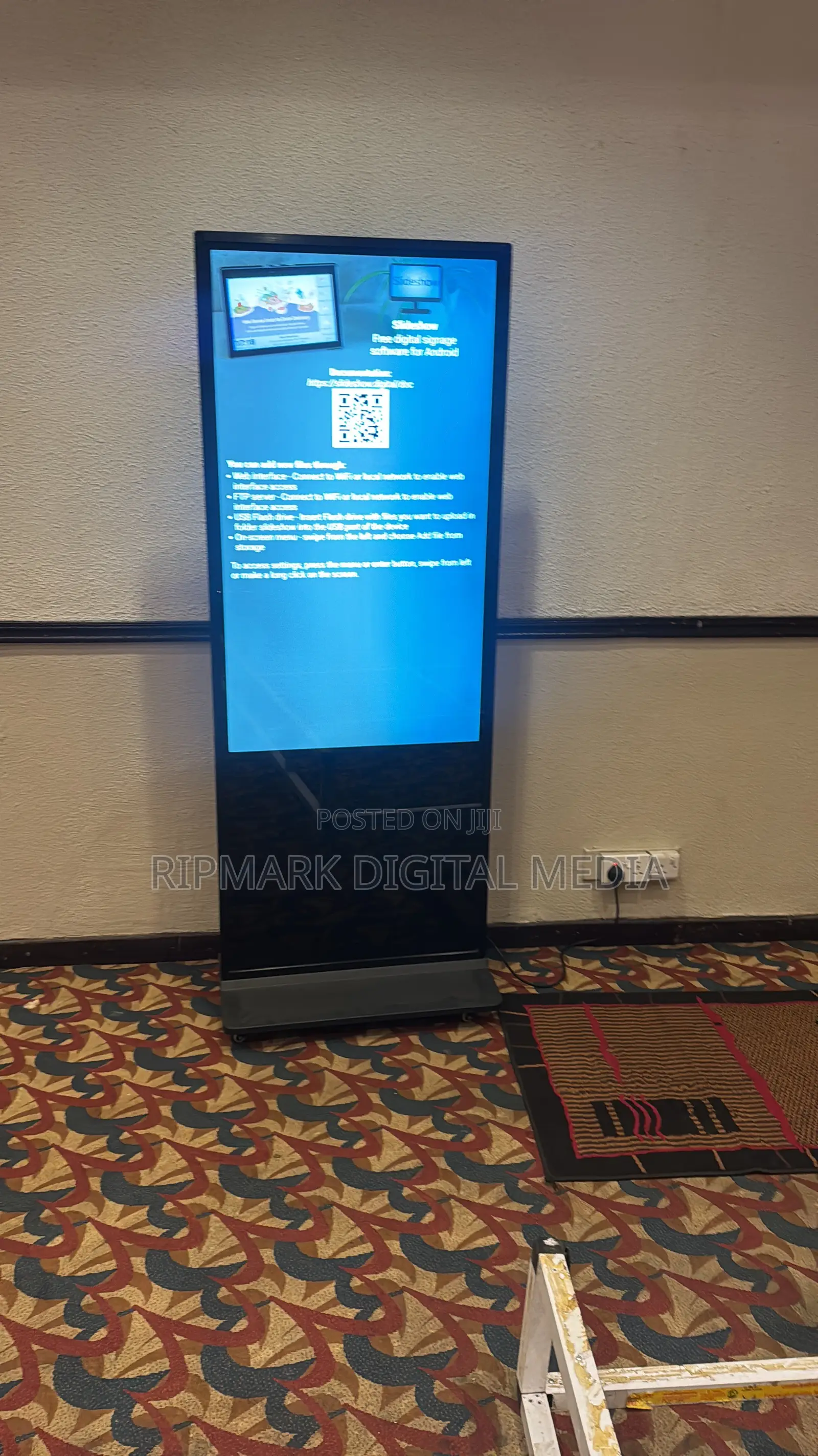Female Showroom Sales Representative (Interactive Digital Screens