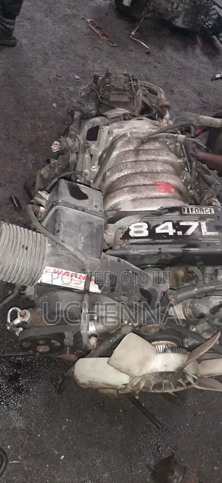 Toyota 2uz-Fe 4.7L V8 I-Force Engine.
