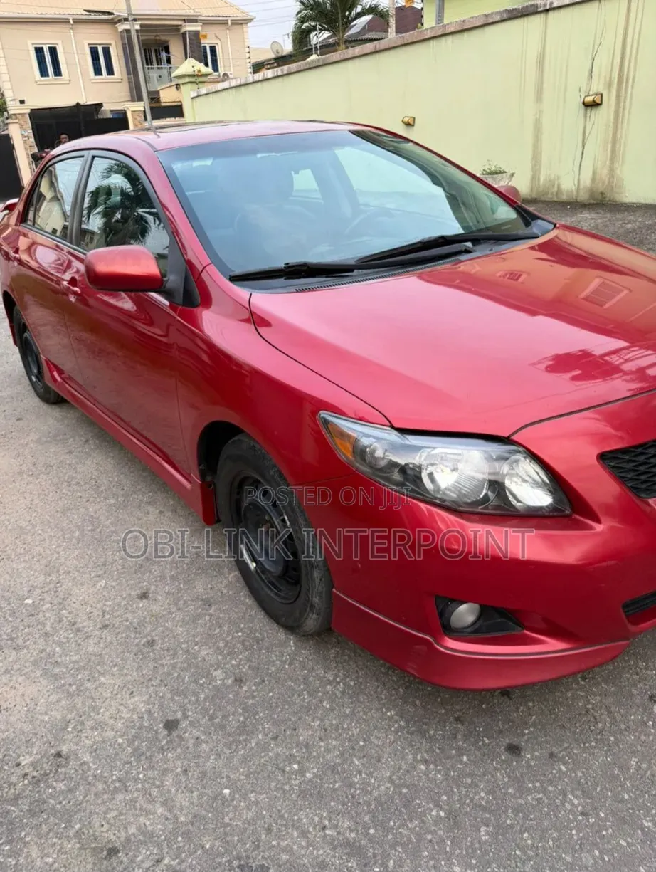 Toyota Corolla 2009 Red