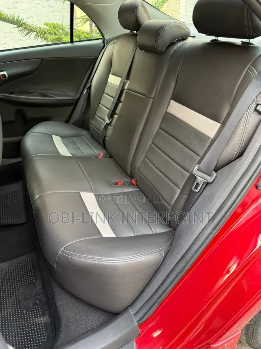Toyota Corolla 2009 Red