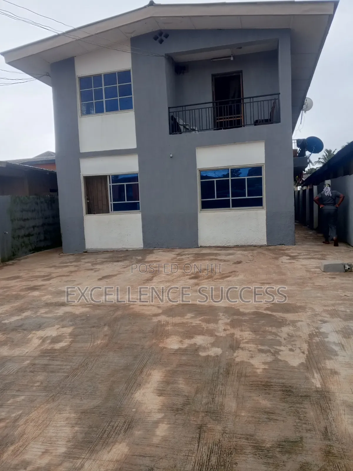 3bdrm Block of Flats in Abaranje Ikotun for sale