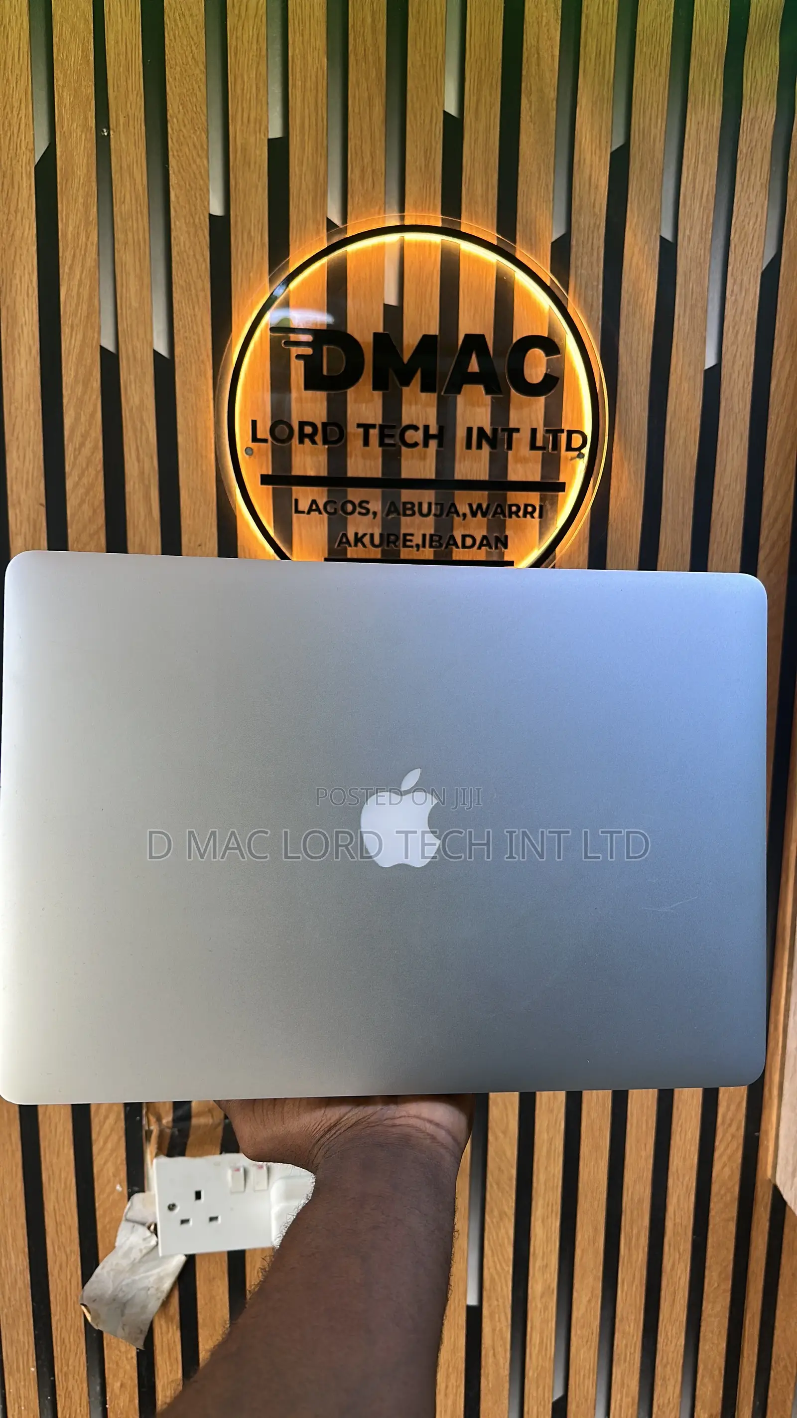 Laptop Apple MacBook Pro 2015 16GB Intel Core i7 SSD 256GB