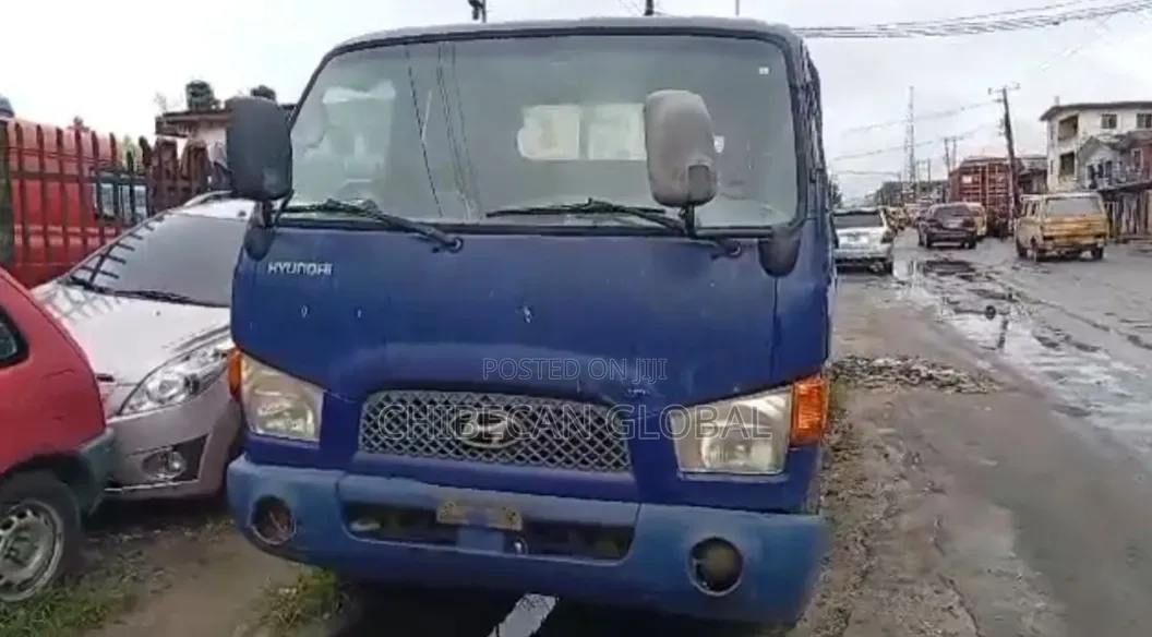 Isuzu Pickup Truck 6 Tyres (Foreign Used)