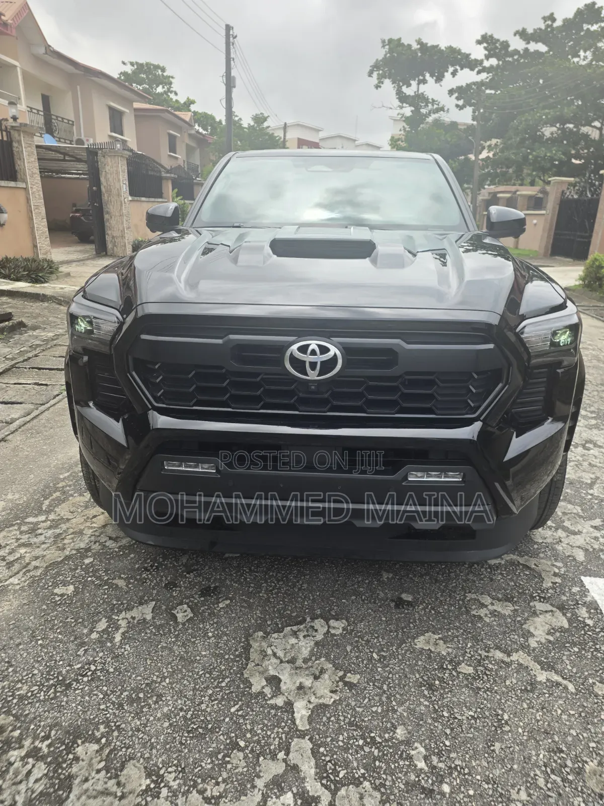 Toyota Tacoma 2024 Black