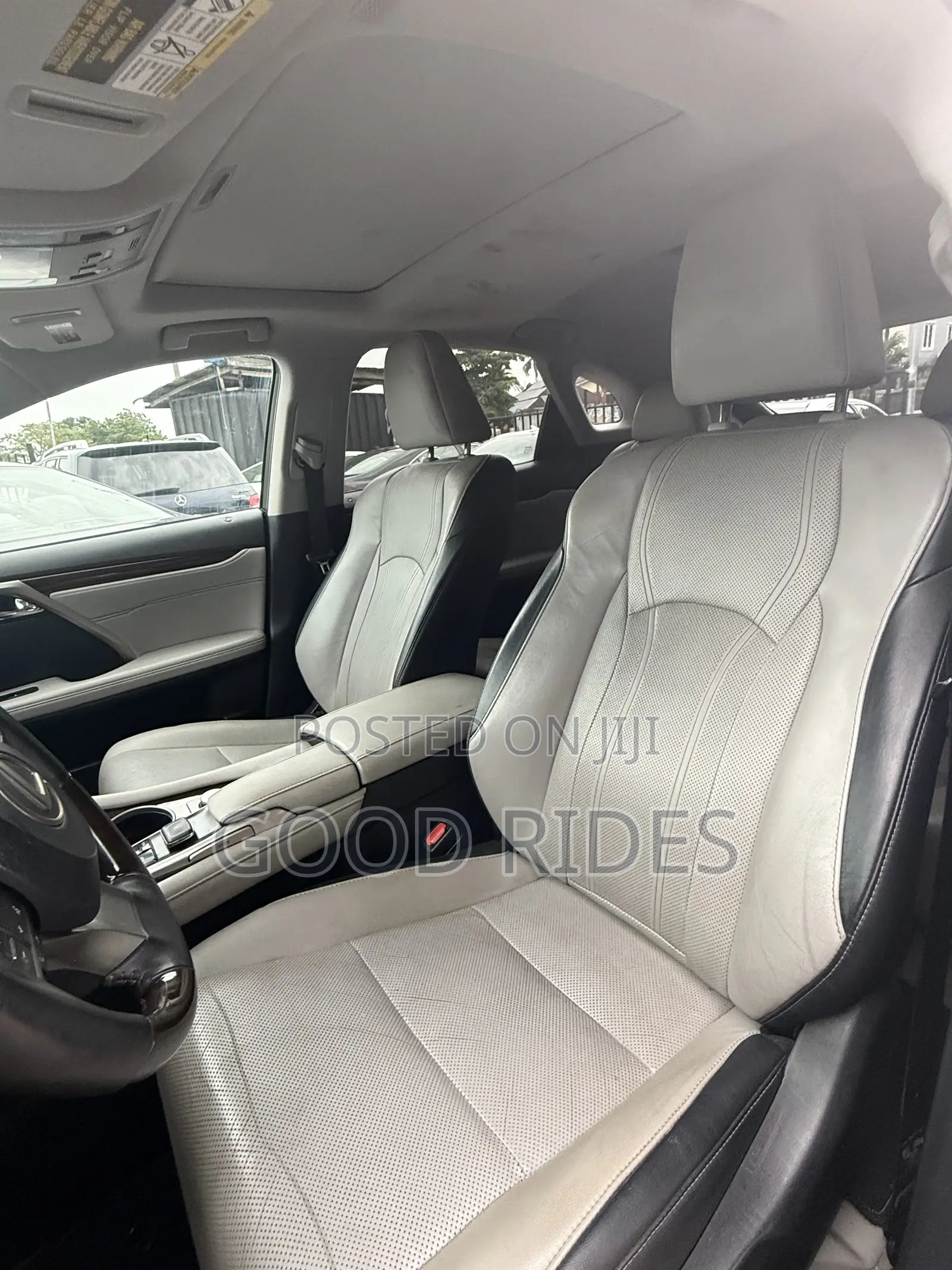 Toyota Highlander XLE 4x2 V6 (3.5L 6cyl 8A) 2017 Silver