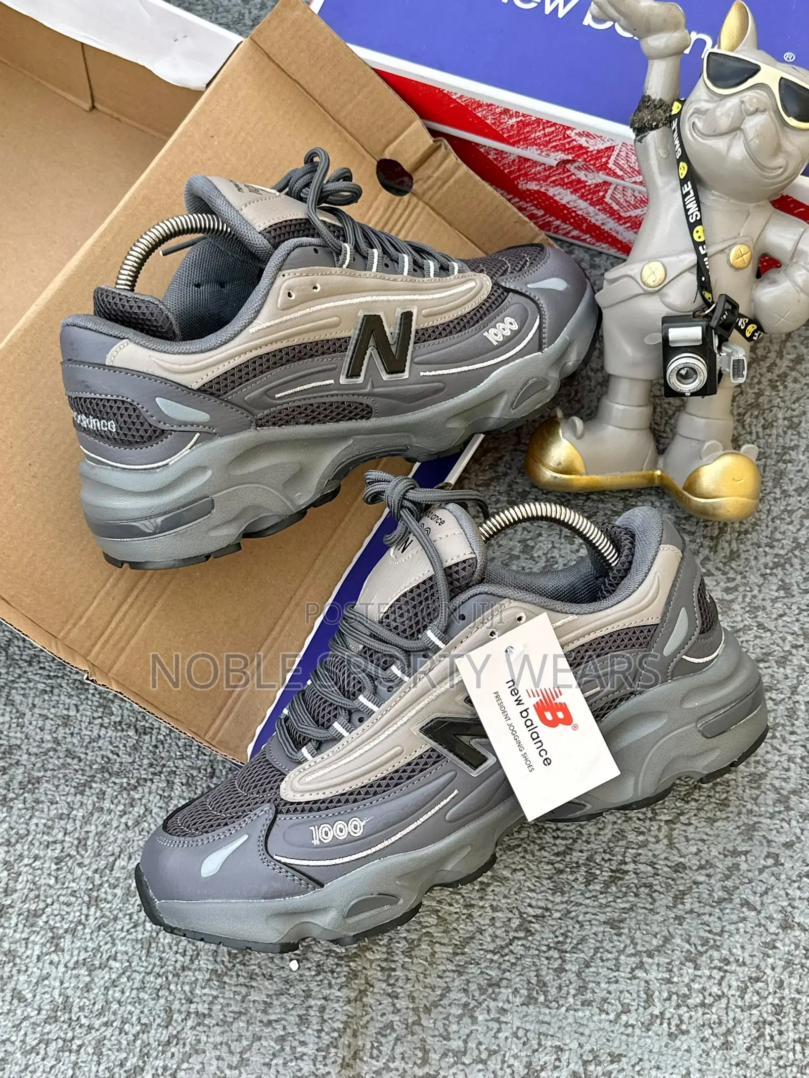 New Balance Sneakers 1000
