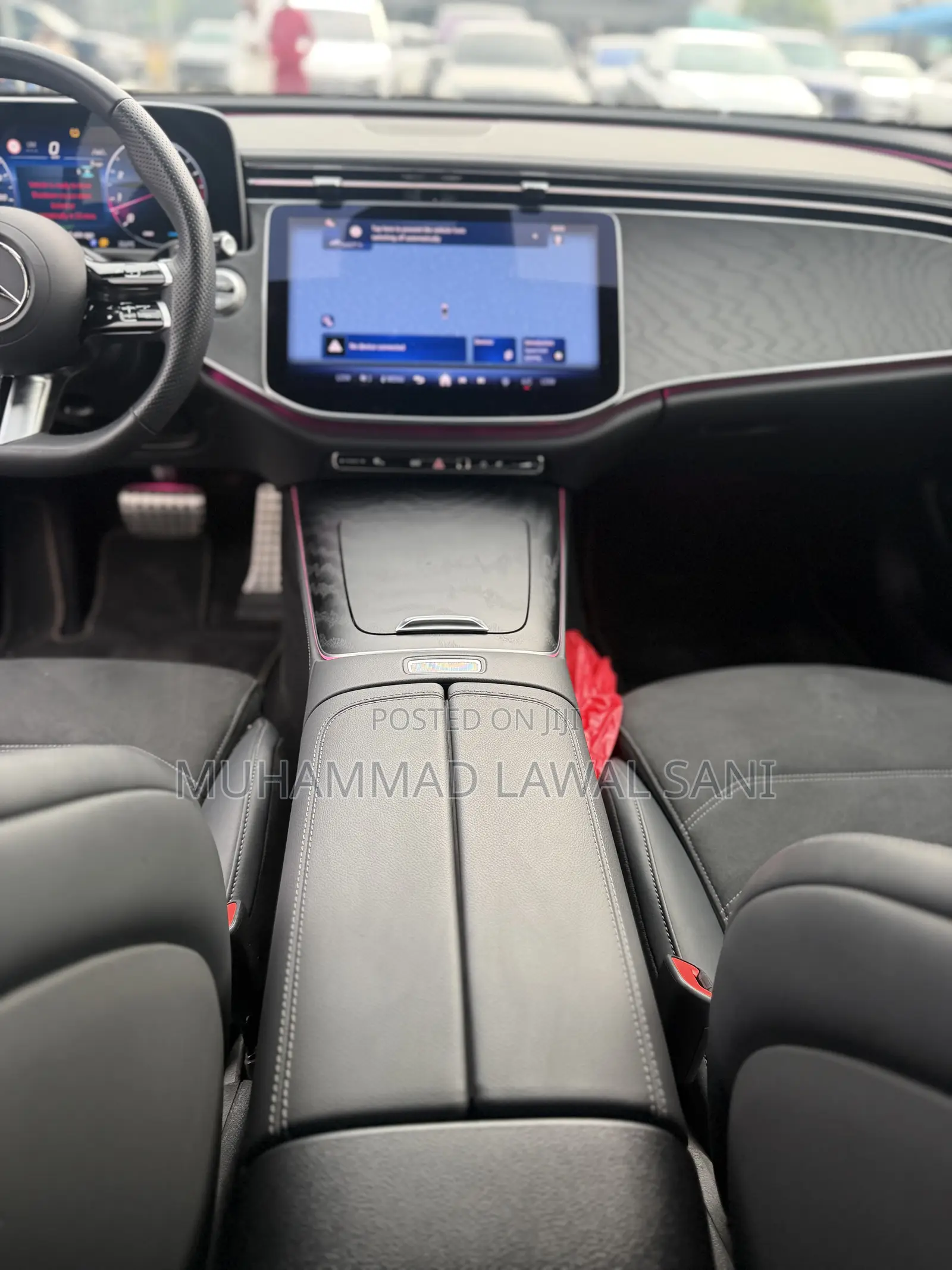 New Mercedes-Benz E200 2025 Black