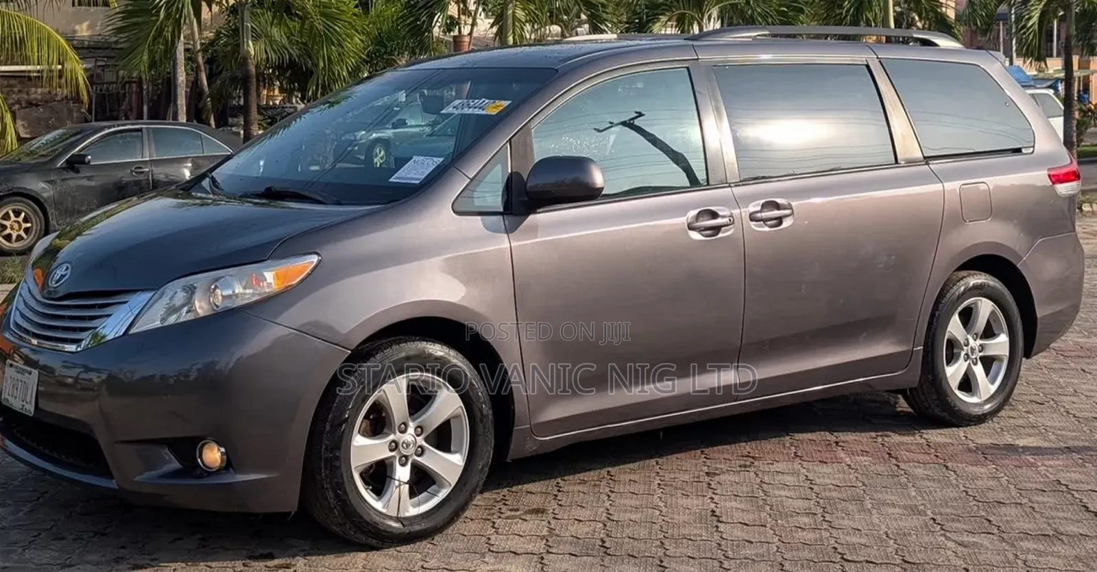 Toyota Sienna 2014 Gray