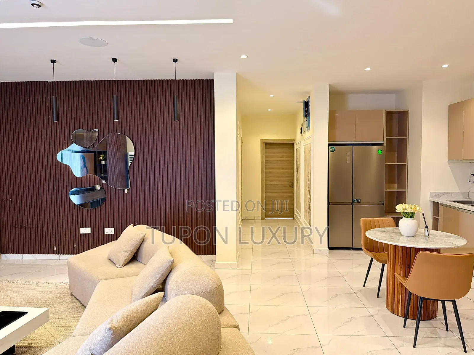 Luxury 2bedroom With a Suspended Pool, 24/7 Electricity Etc
