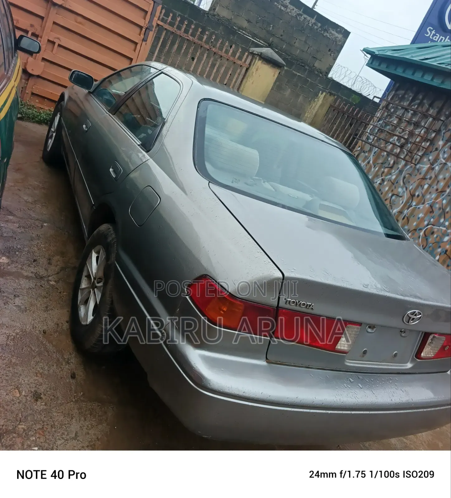 Toyota Camry 2001 Gray