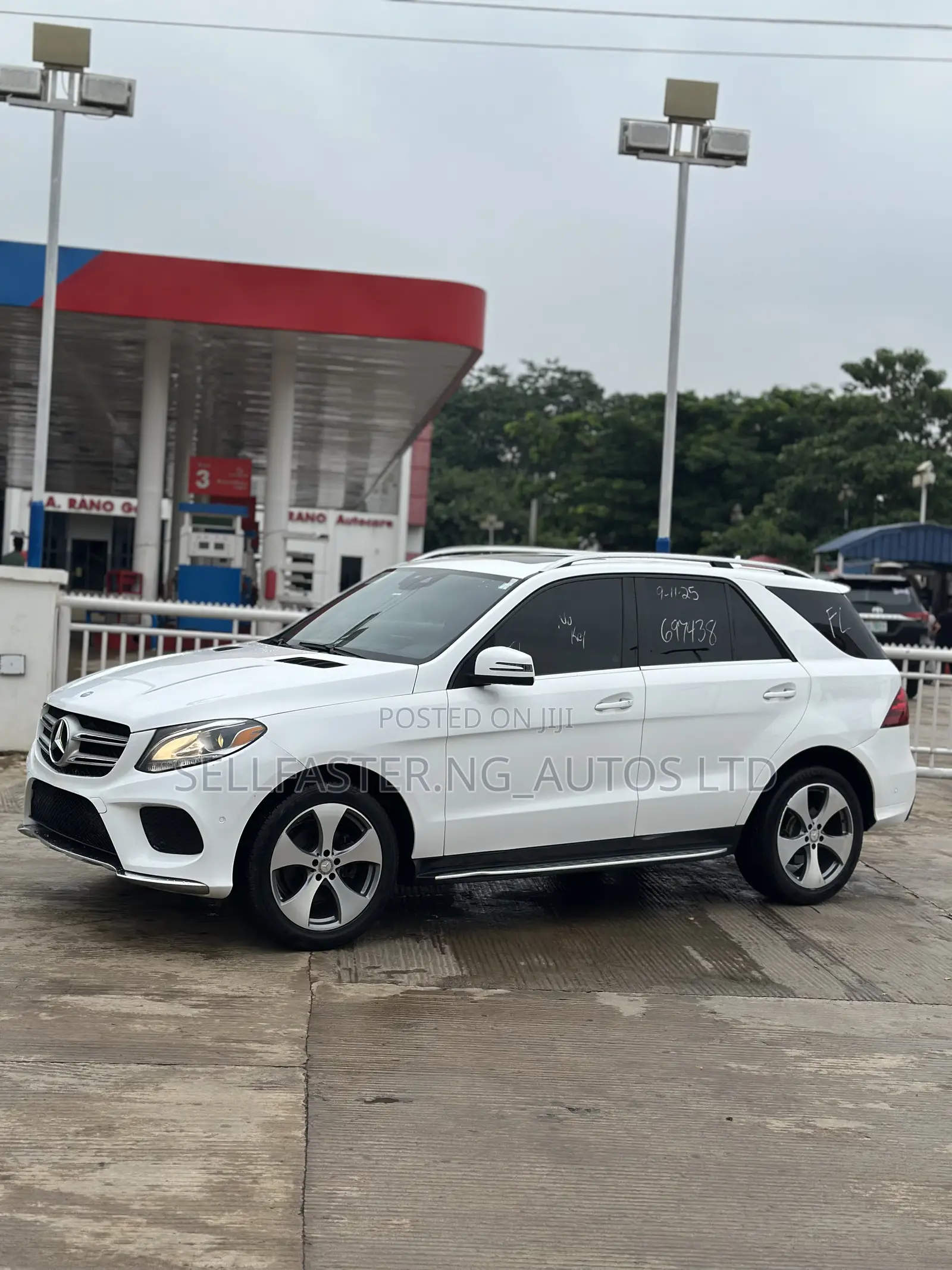 Mercedes-Benz GLE-Class 2016 White