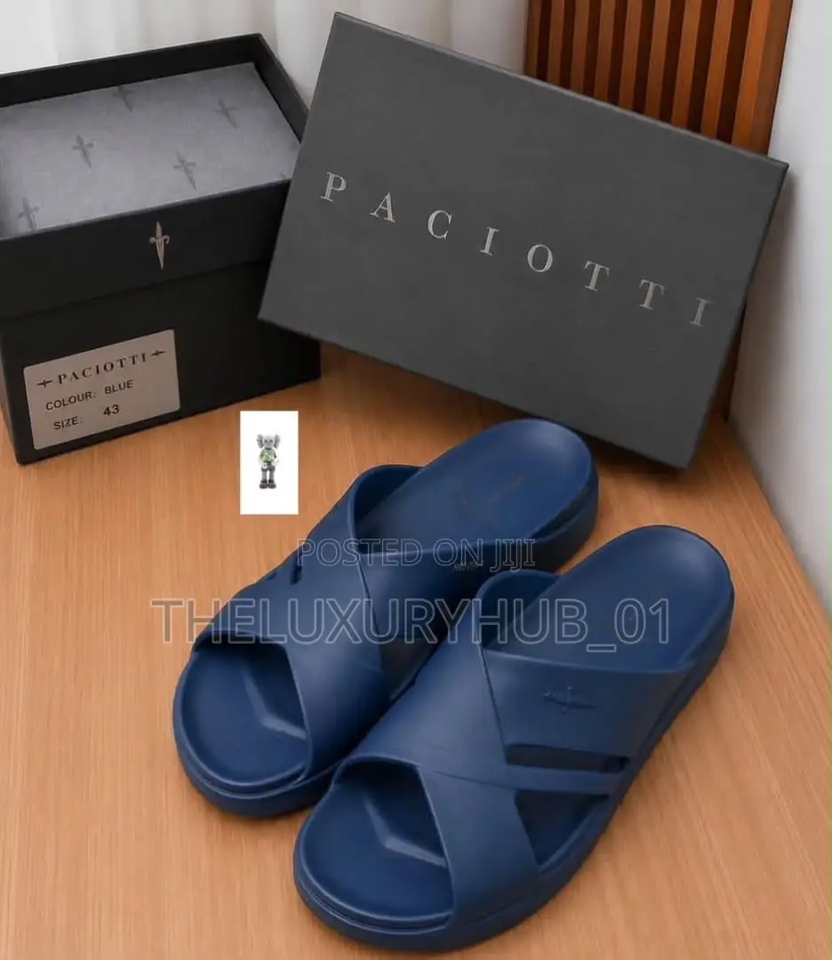 NEW IN ‘Paciotti’ Mature Men Slide