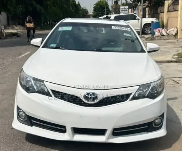 Toyota Camry 2013 White