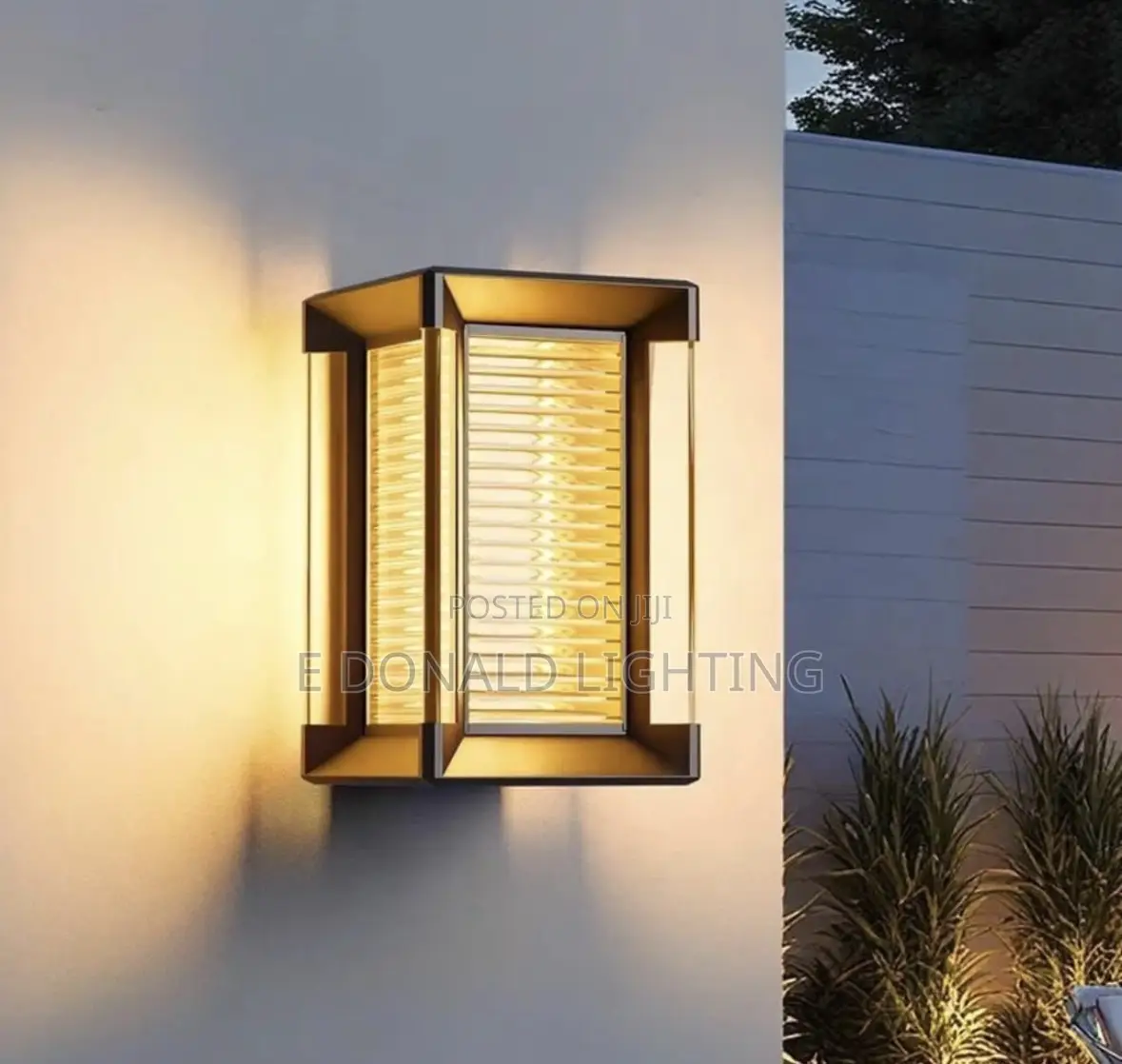 Luxury Fence Light