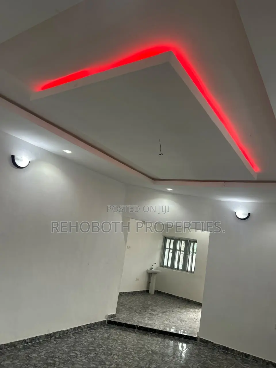 3bdrm Apartment in Idi Ahun Elebu, Akala Express for rent