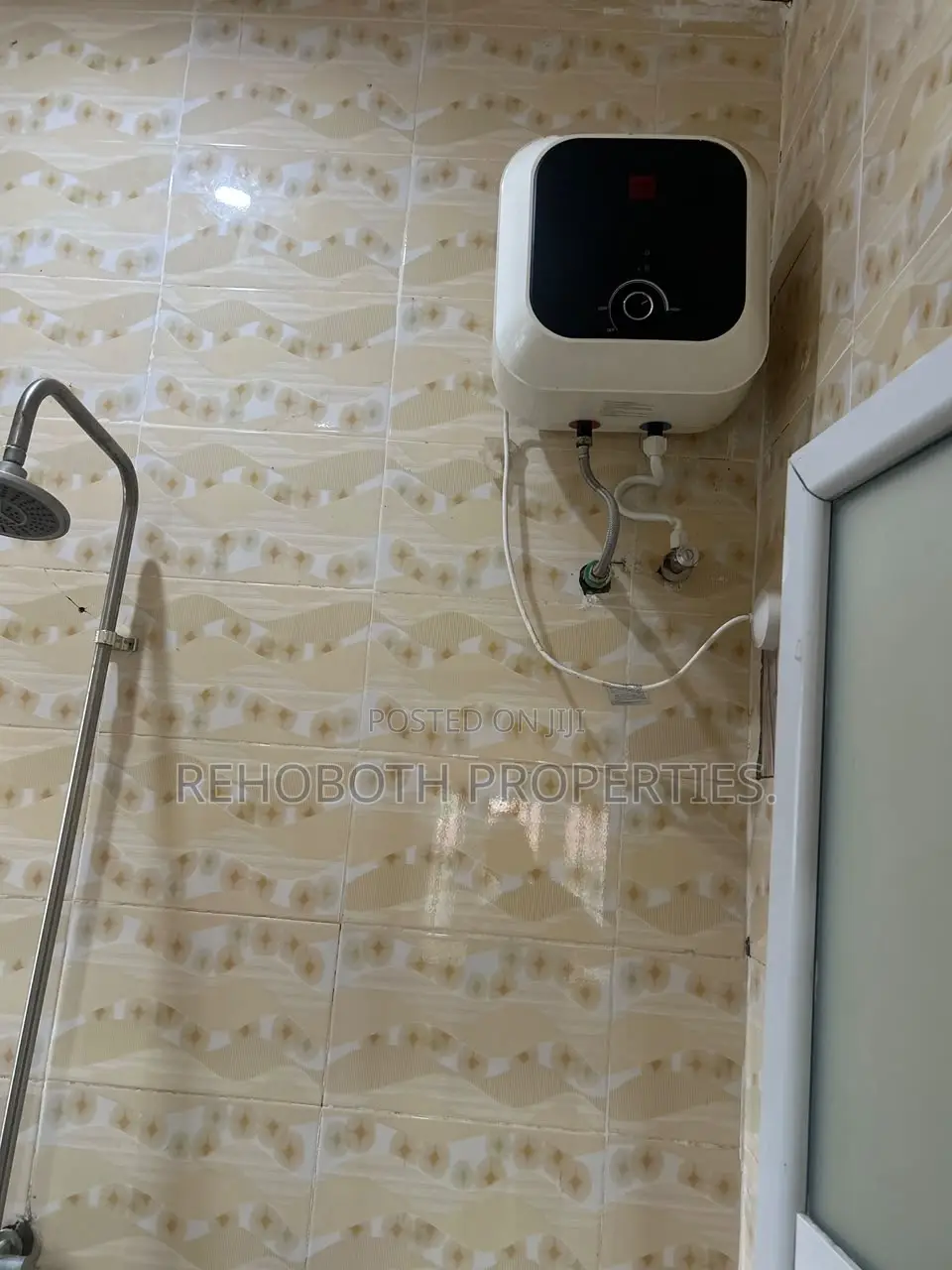 3bdrm Apartment in Idi Ahun Elebu, Akala Express for rent